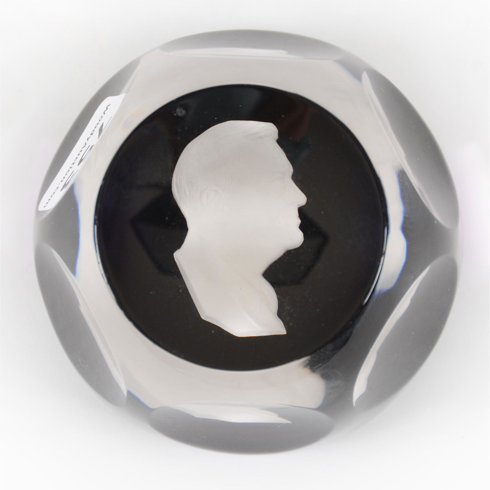 Paperweight Signed Cristalleries d'Albert Sulphide (1 of 4)