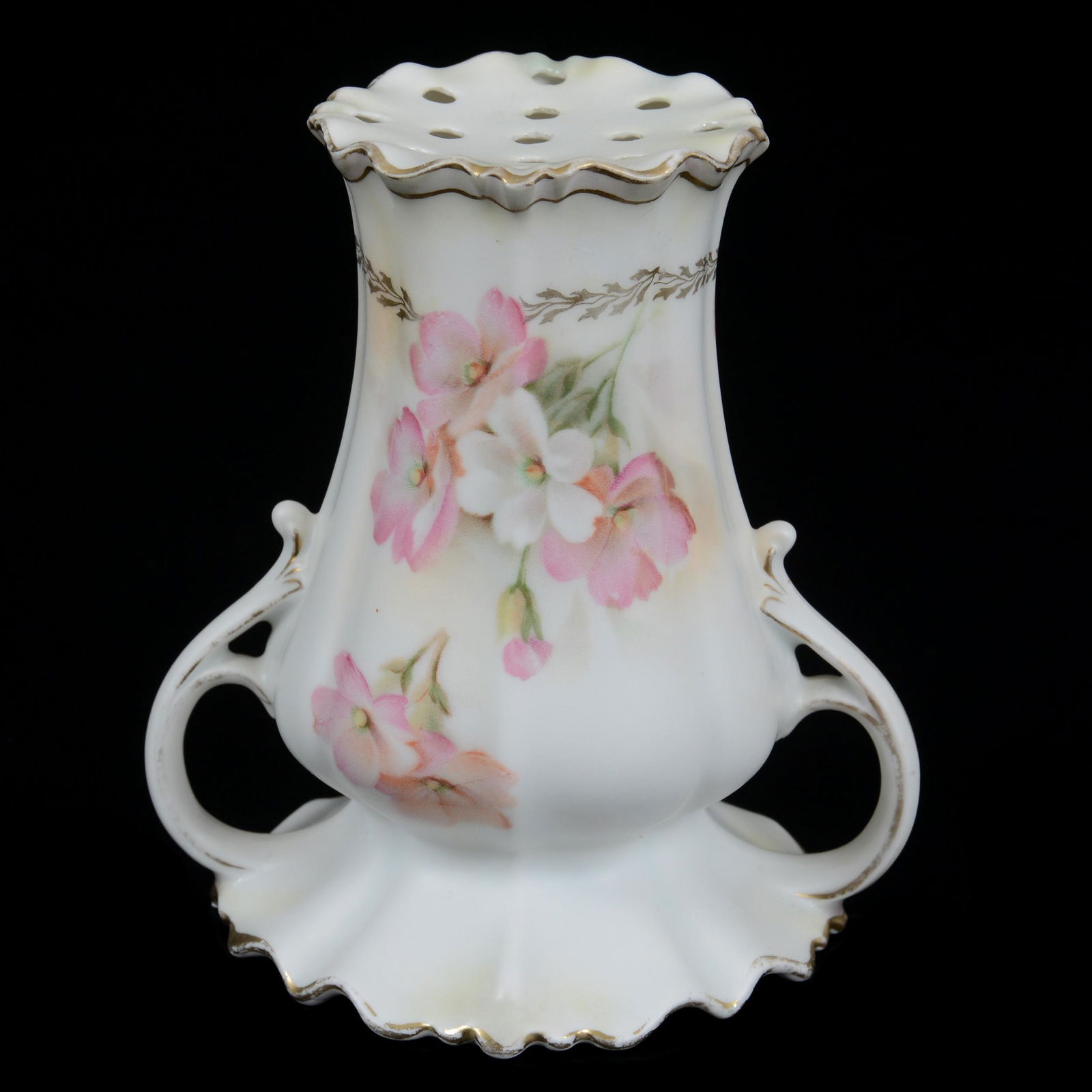 Muffineer Marked R. S. Prussia, Two Handles (1 of 4)