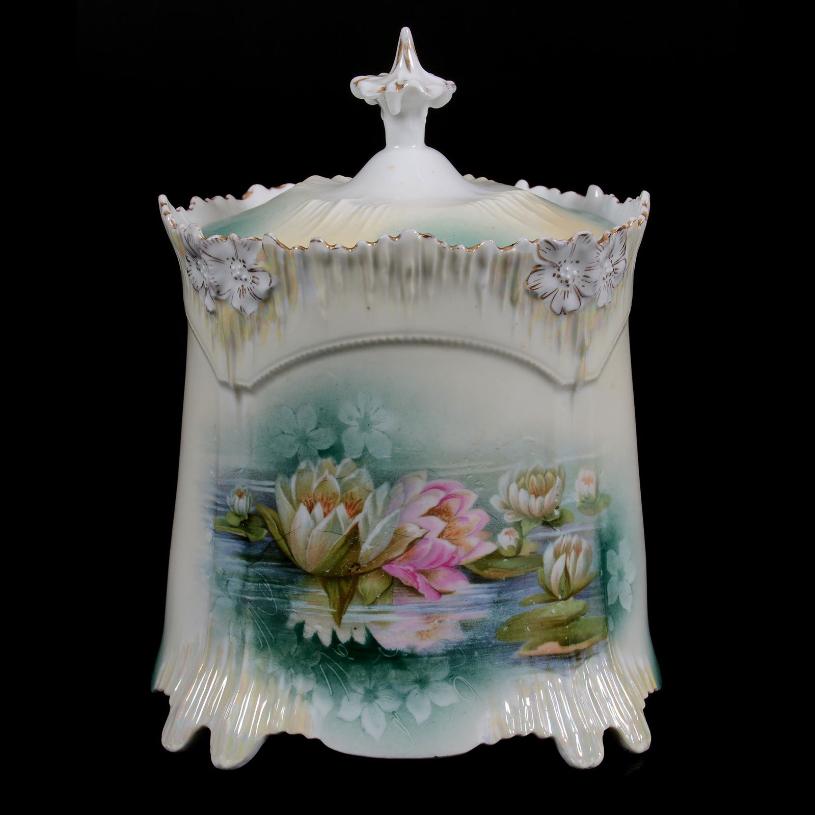 Biscuit Jar Marked R. S. Prussia, Icicle Mold (1 of 3)