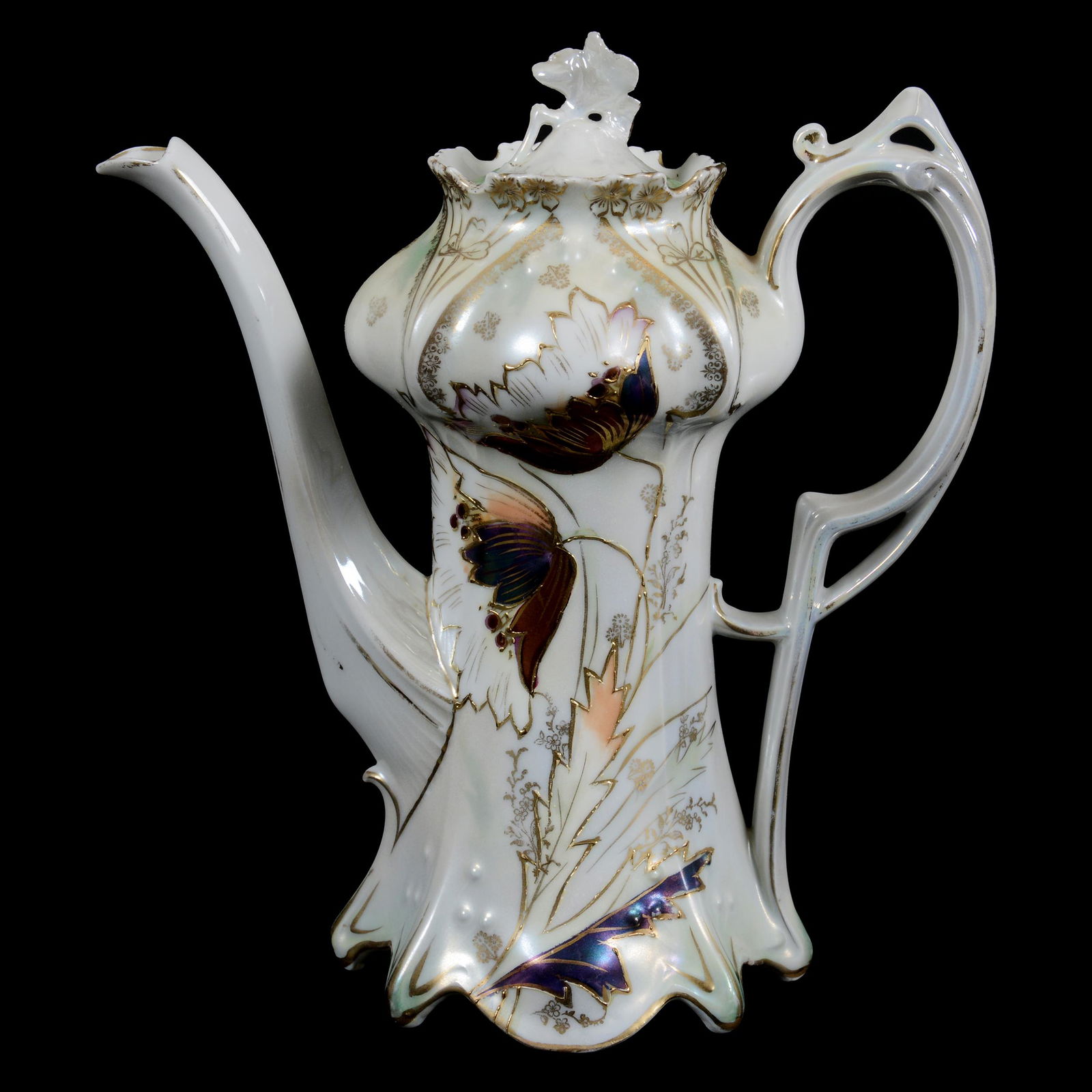 Coffee Pot, Unmarked Prussia, Point And Clover Mold (1 of 3)