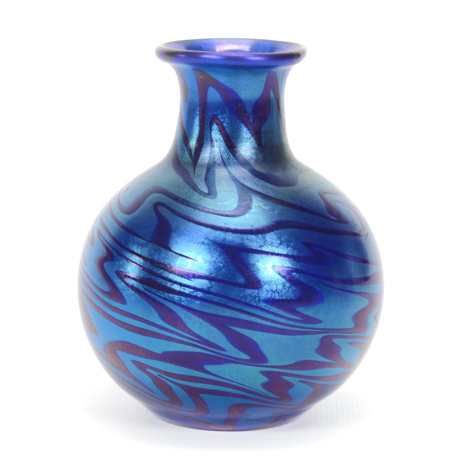 Vase, Contemporary Art Glass Signed Orient & Flume: Vase, Contemporary Art Glass Signed Orient & Flume, 4.25" x 3.5", Blue Iridescent, Artist Signed Howell, #PO442BZ4320, Private Collection, TX.