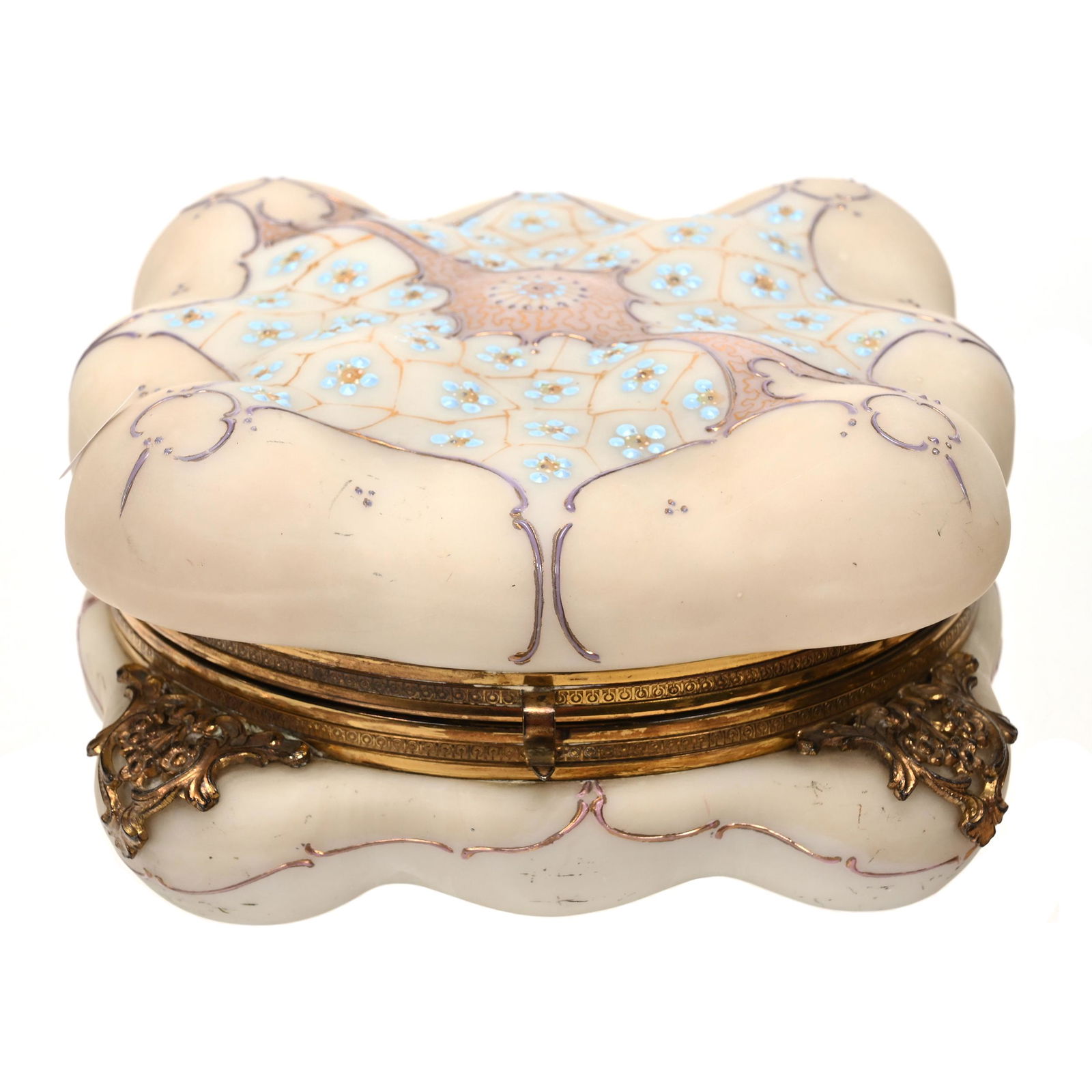 Dresser Box, Unmarked Wave Crest Art Glass (1 of 5)