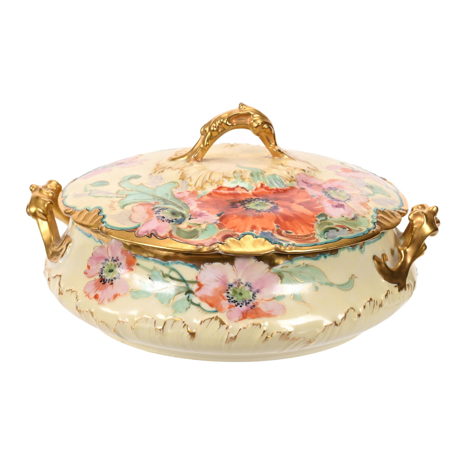 Covered Casserole Marked Brauer (1 of 4)