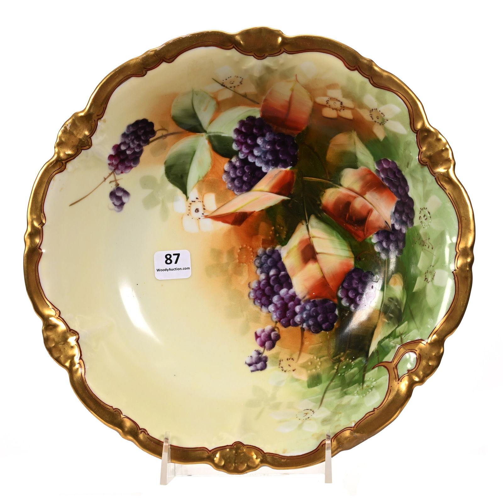 Bowl Marked Pickard, Autumn Blackberry Pattern (1 of 3)