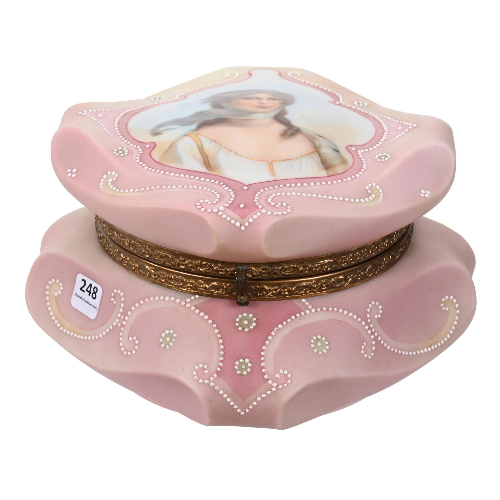 Dresser Box Marked Nakara (1 of 4)