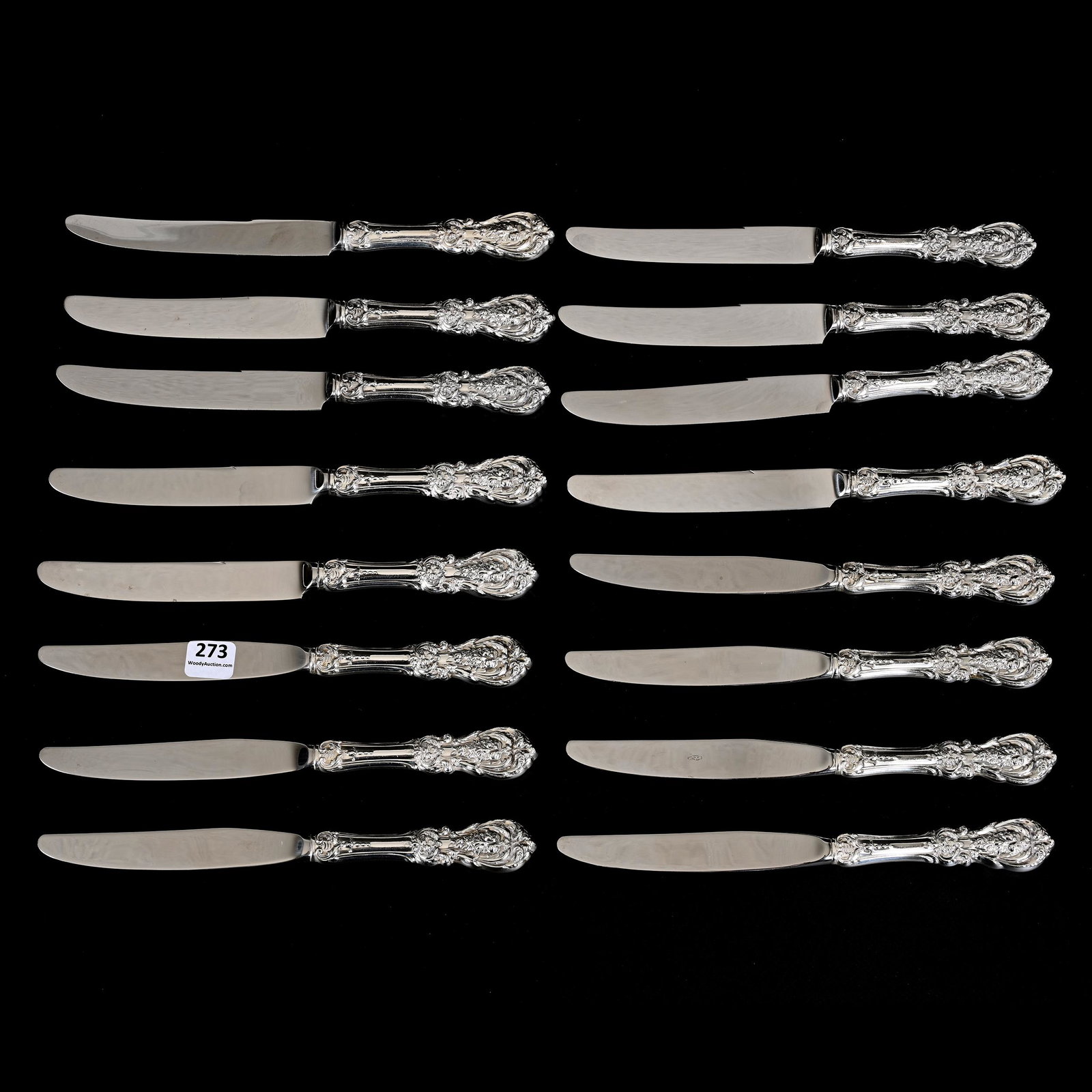 (16) Dinner Knives, Francis 1st Sterling Silver: (16) Dinner Knives, Francis 1st Sterling Silver, 9", By Reed & Barton, Weight Not Applicable, Stainless Blades, Nebraska Private Collection.