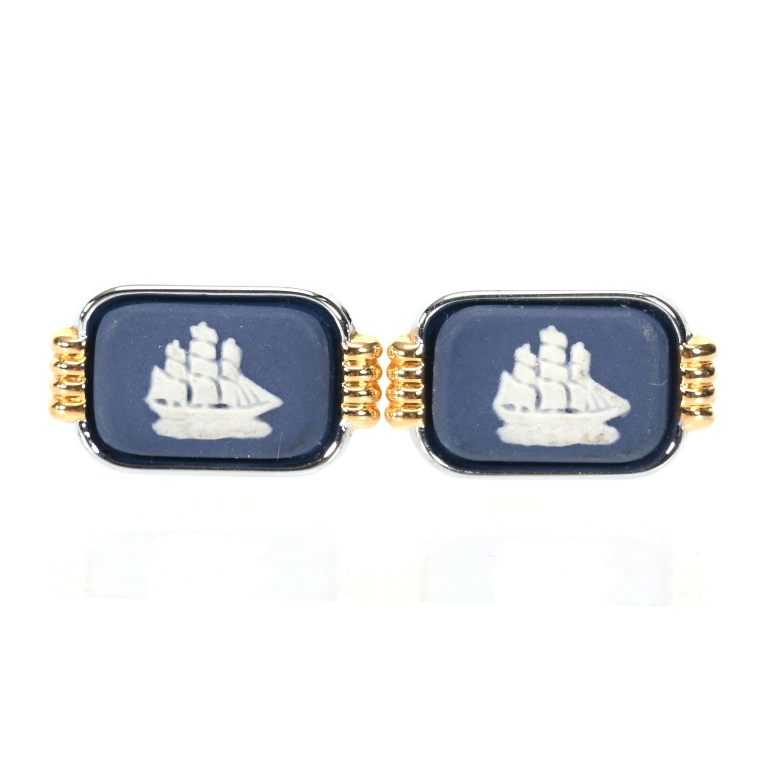 Pair Cuff Links, Marked Wedgwood MIE (1 of 5)