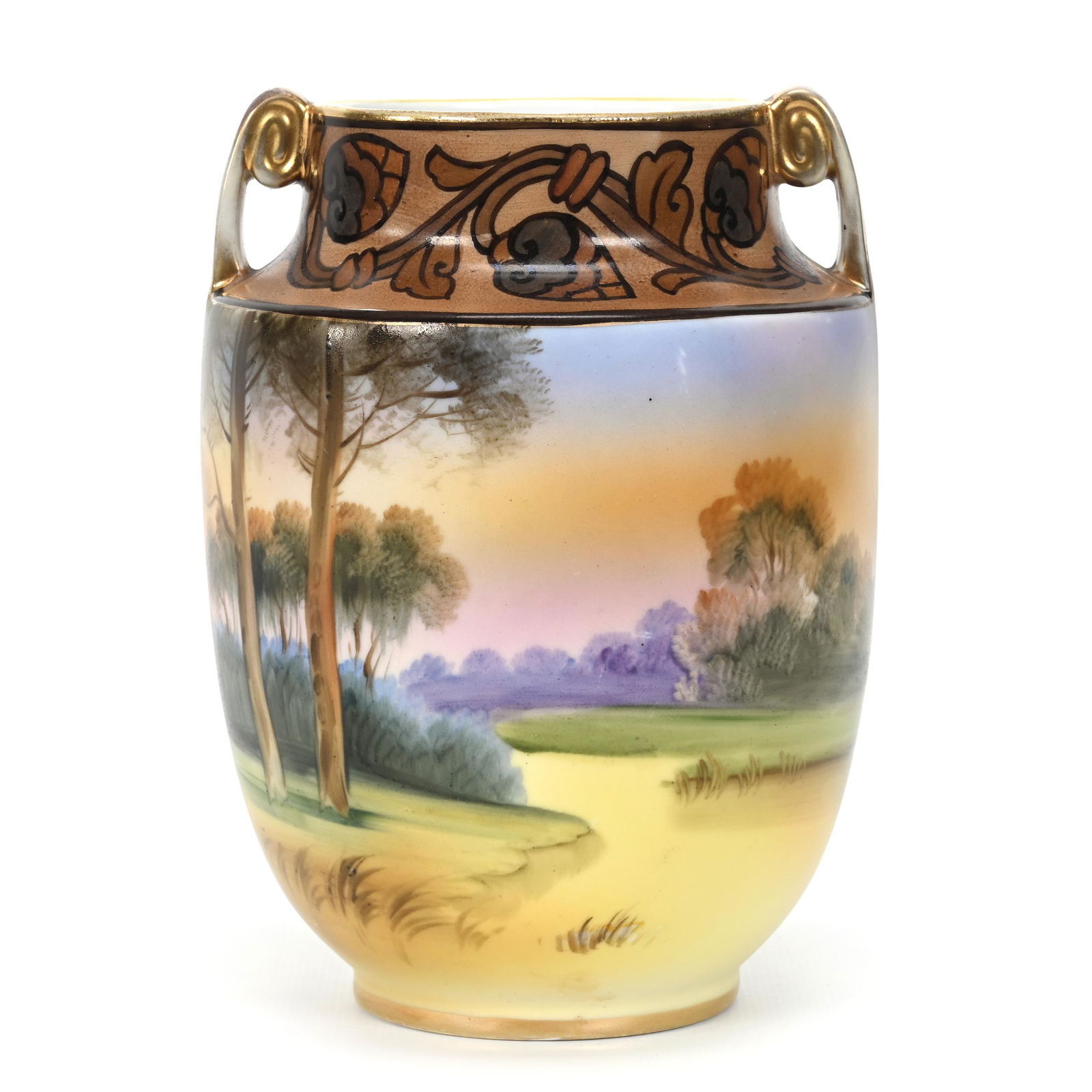 Vase Marked Nippon (Green Wreath) (1 of 3)