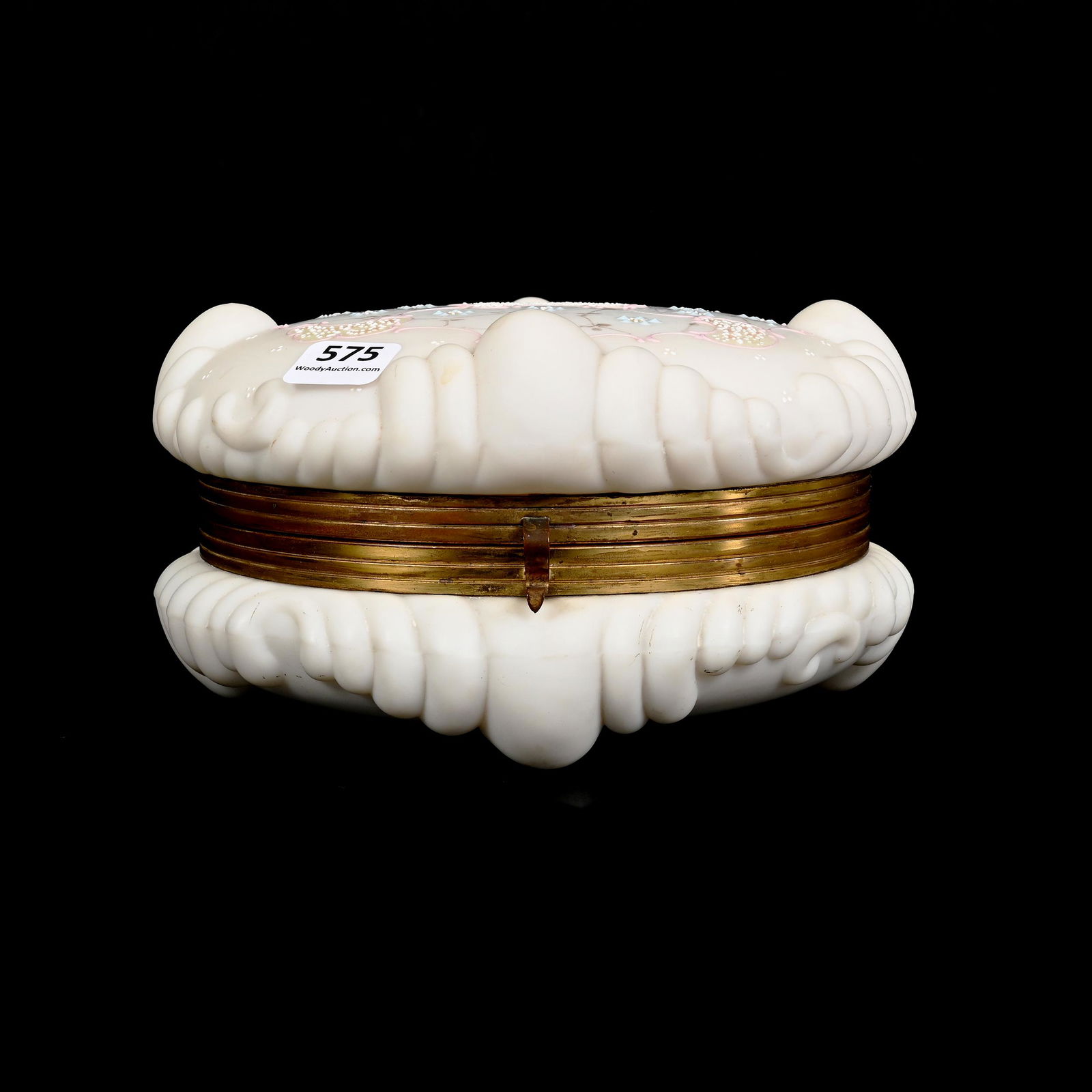 Dresser Box, Unmarked Wave Crest Art Glass (1 of 3)