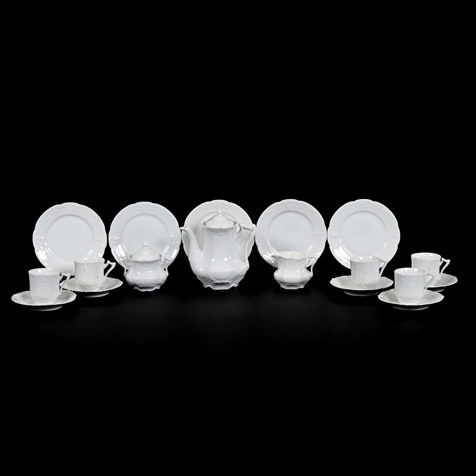 Child's Tea Set, Unmarked Germany, (18) Piece (1 of 4)