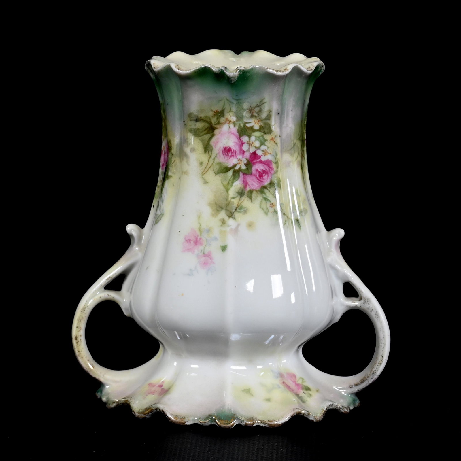 Muffineer Marked R.S. Prussia, Skirted Base (1 of 3)