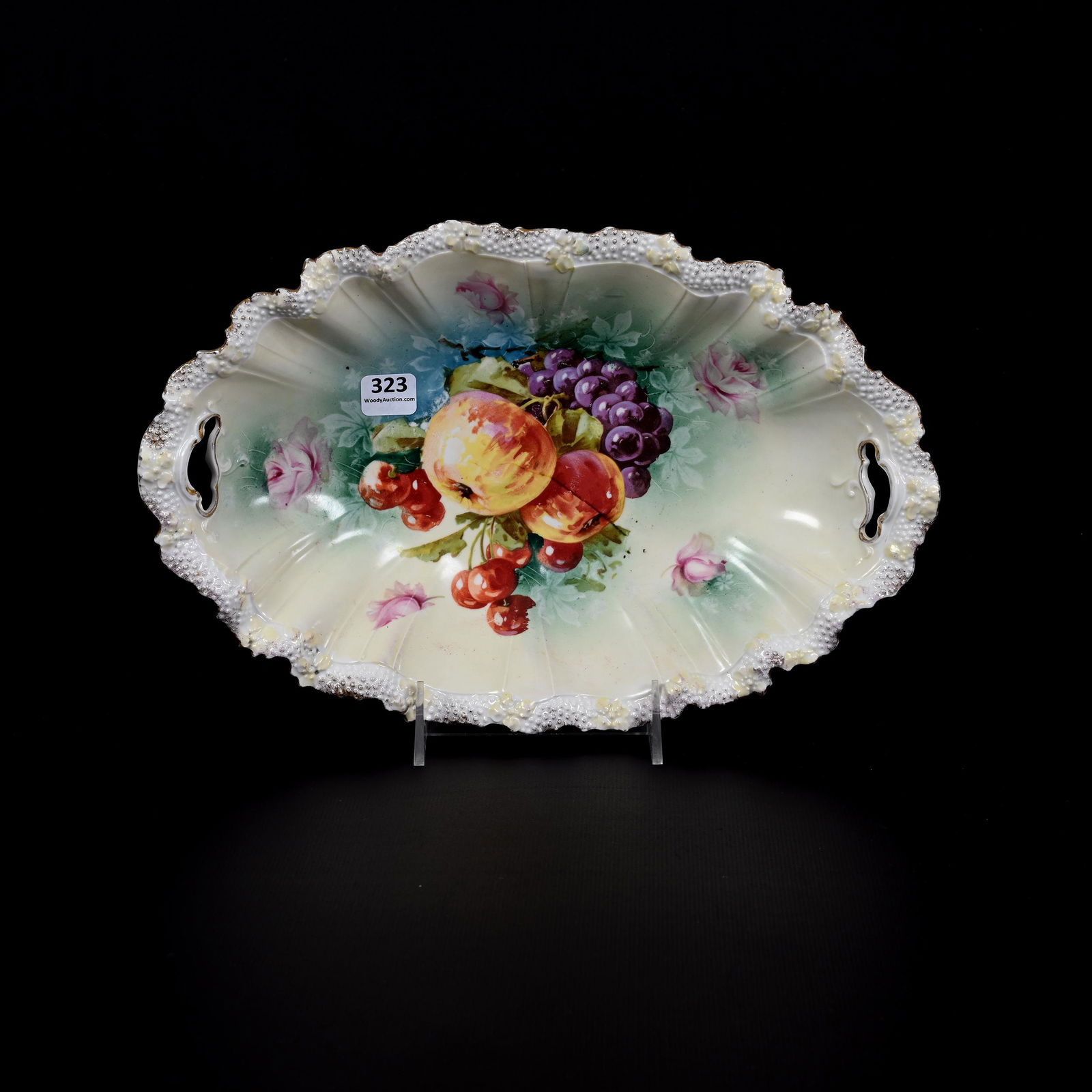 Bun Tray Marked R.S. Prussia, Stipple Mold (1 of 2)