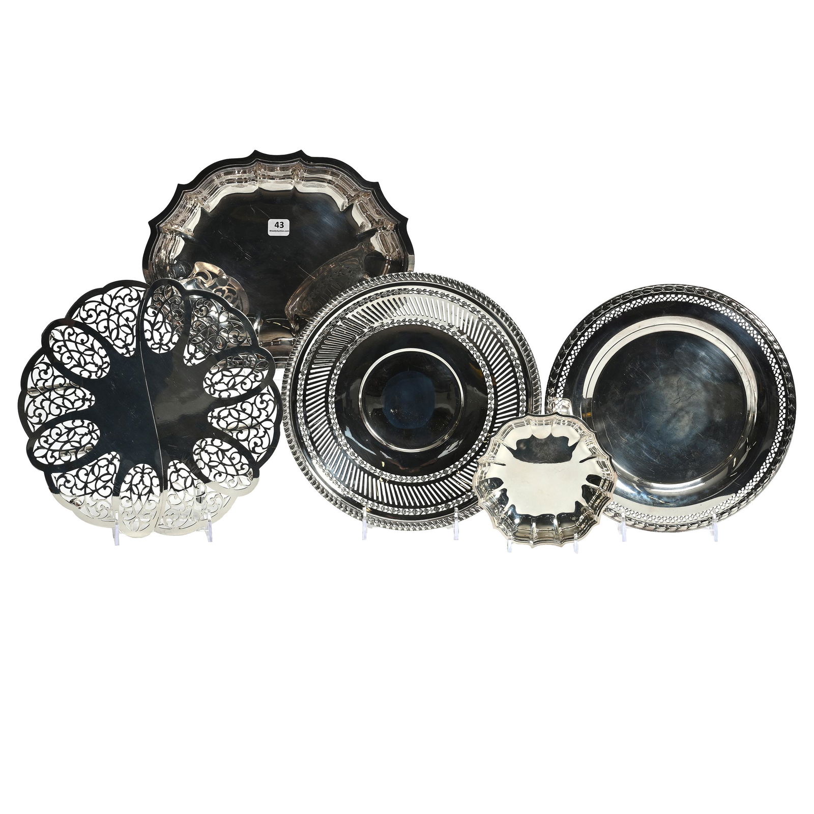 (5) Silverplate Items (1 of 6)