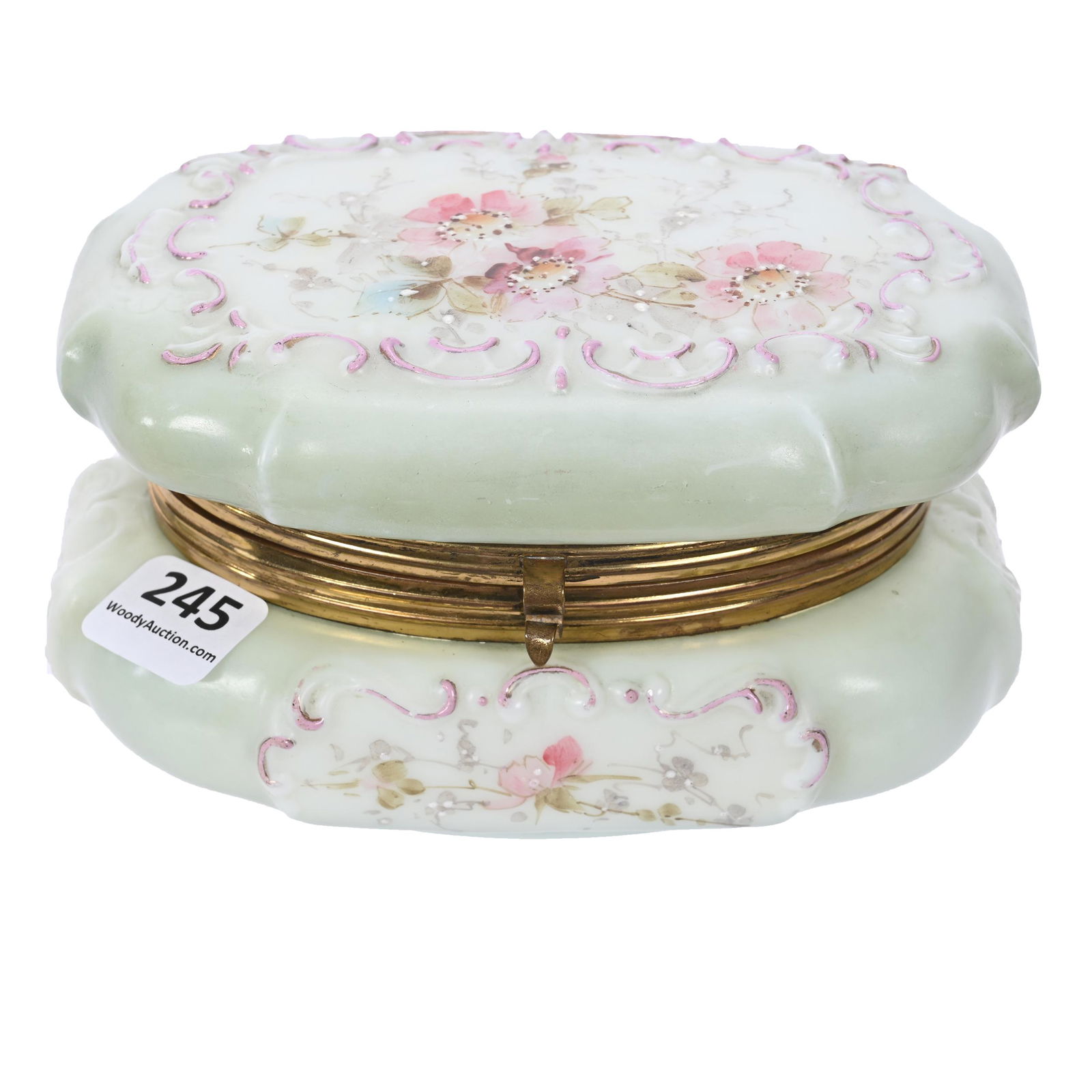 Oval Jewel Box, Wave Crest Banner Mark (1 of 4)