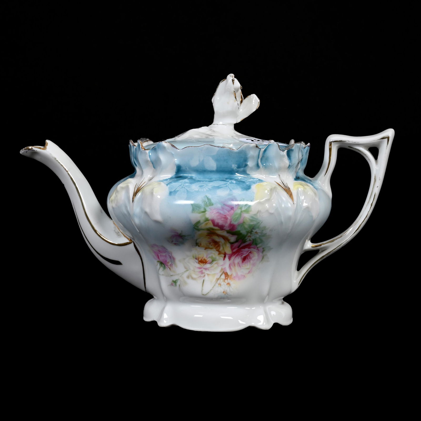 Tea Pot Marked R.S. Prussia (1 of 3)