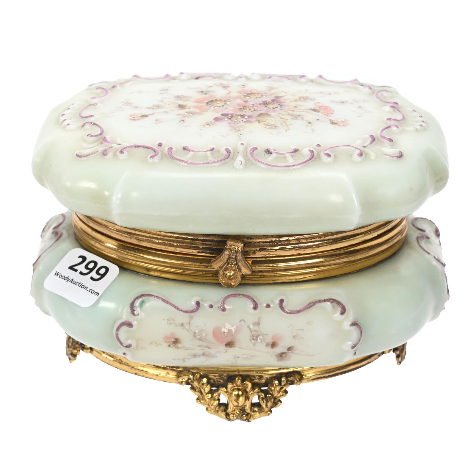 Oval Jewel Box, Wave Crest Banner Mark (1 of 4)