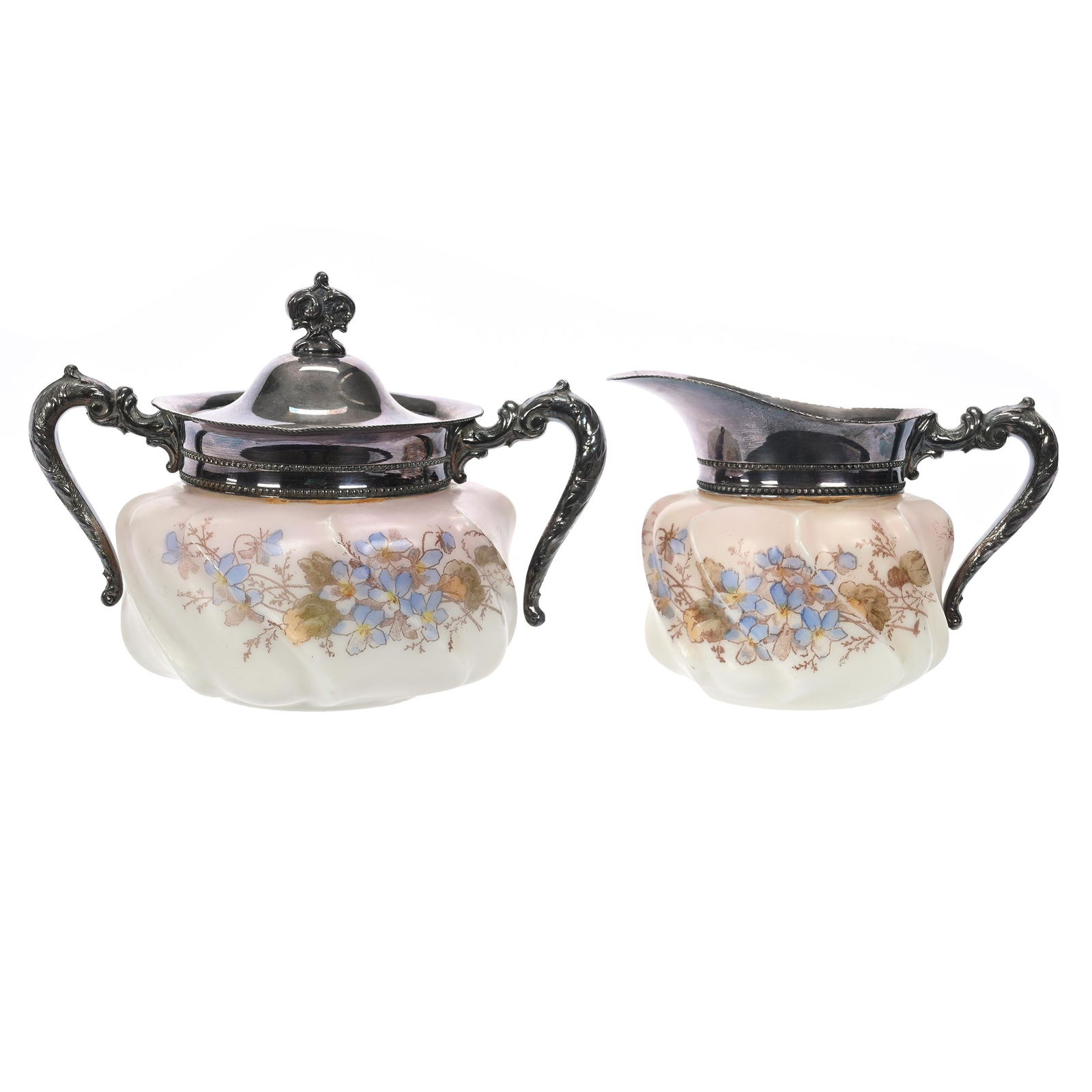 Creamer & Sugar Set, Unmarked Wave Crest (1 of 3)