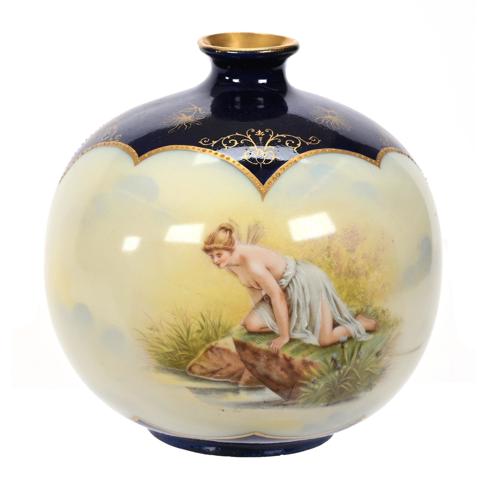 Bulbous Vase Marked R.C. Bavaria (1 of 3)