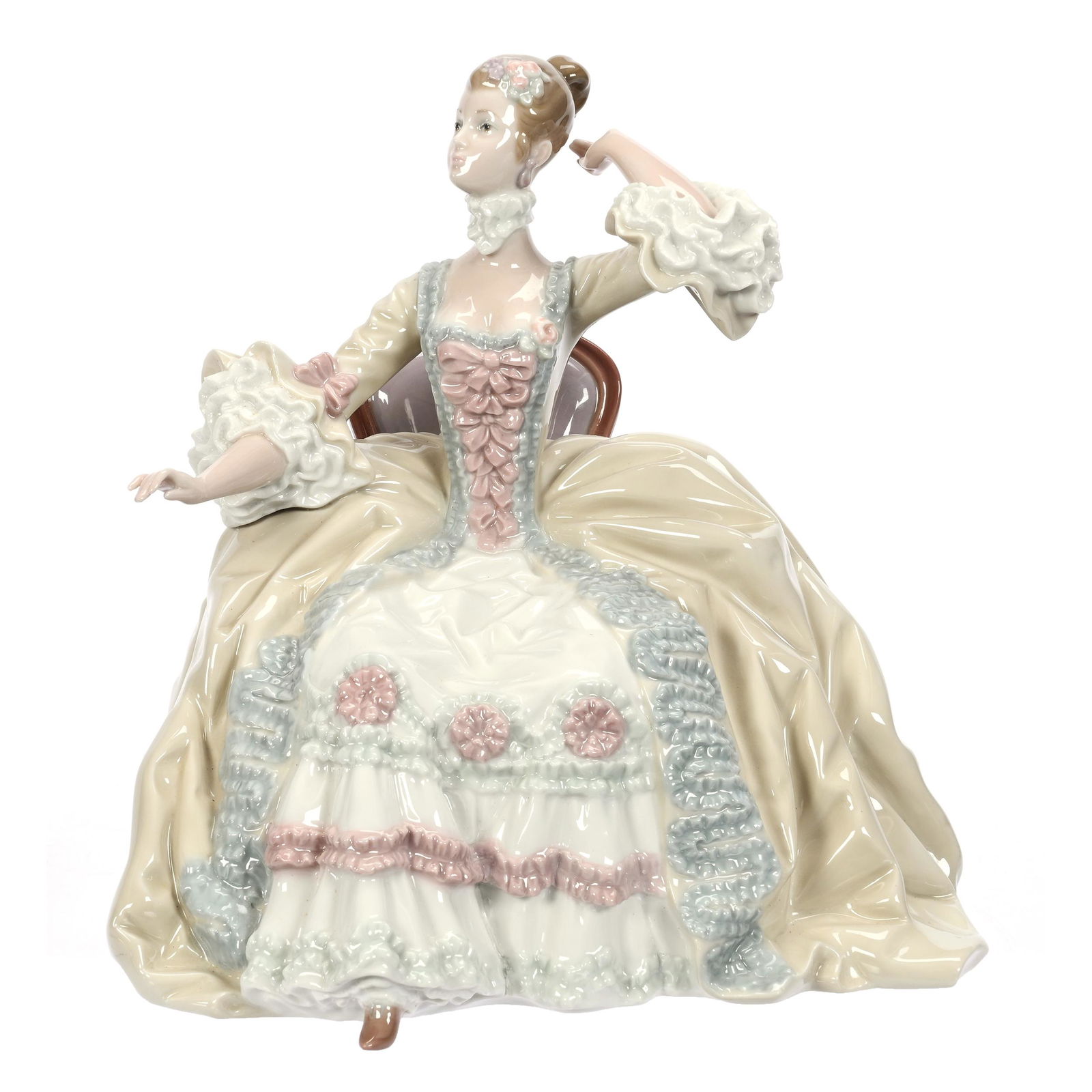 Figurine Marked Lladro (1 of 3)