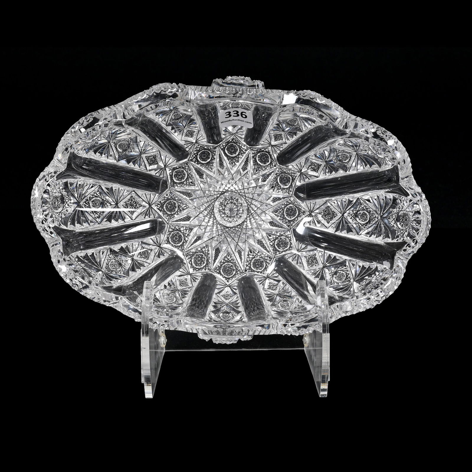 Bowl, ABCG, Signed Hawkes Blown Mold Clam Shape (1 of 3)