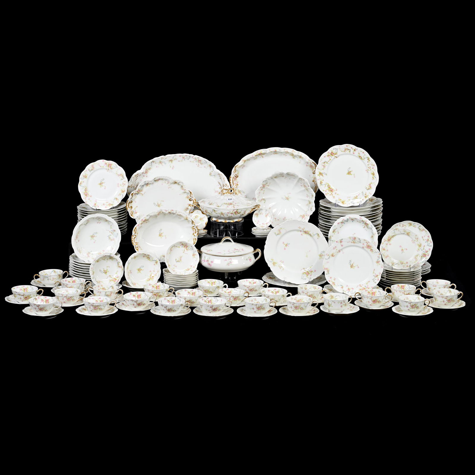 Dinnerware Set Marked Haviland Limoges, 130+ Pieces (1 of 7)