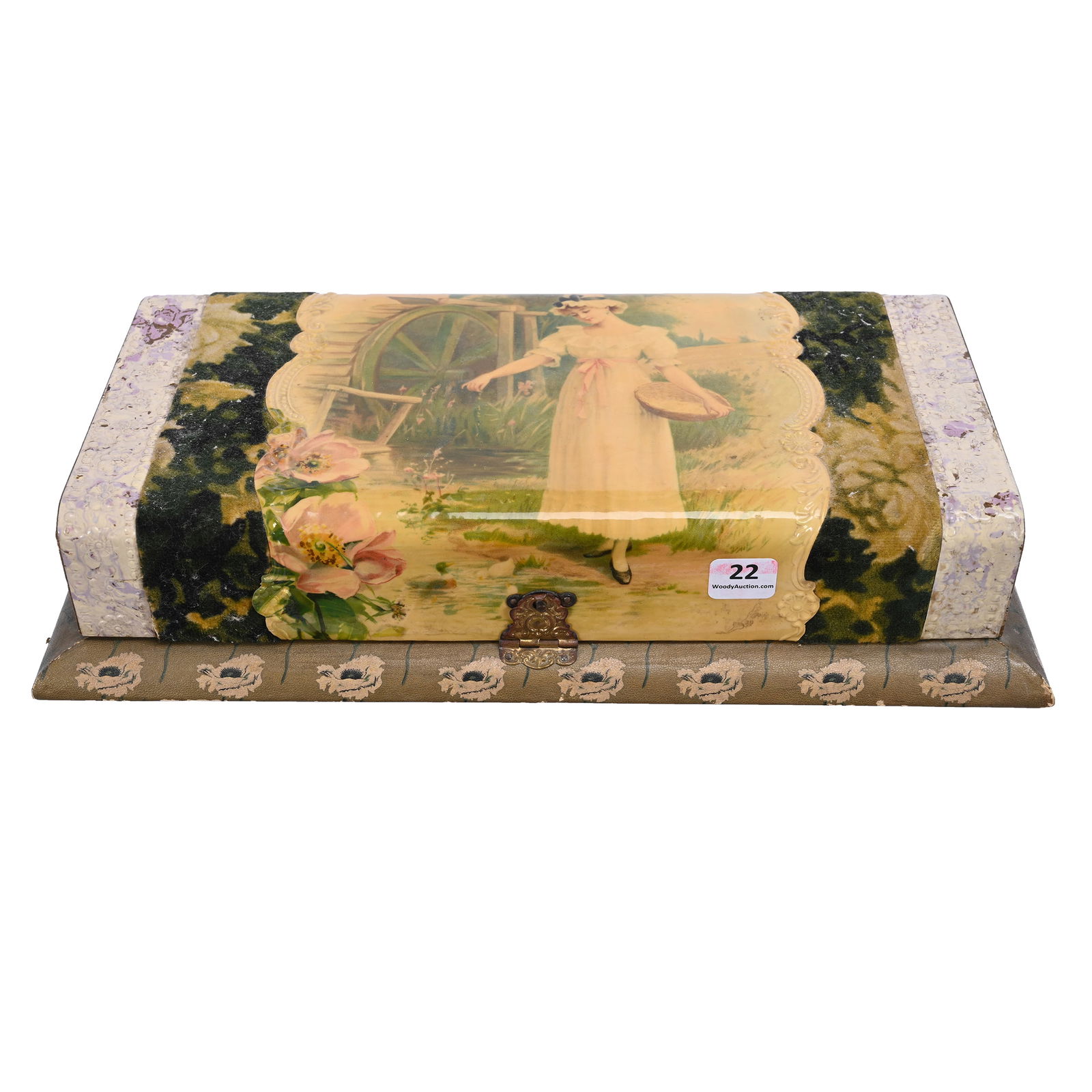 Celluloid Vanity Box, Young Girl Feeding Ducks (1 of 4)