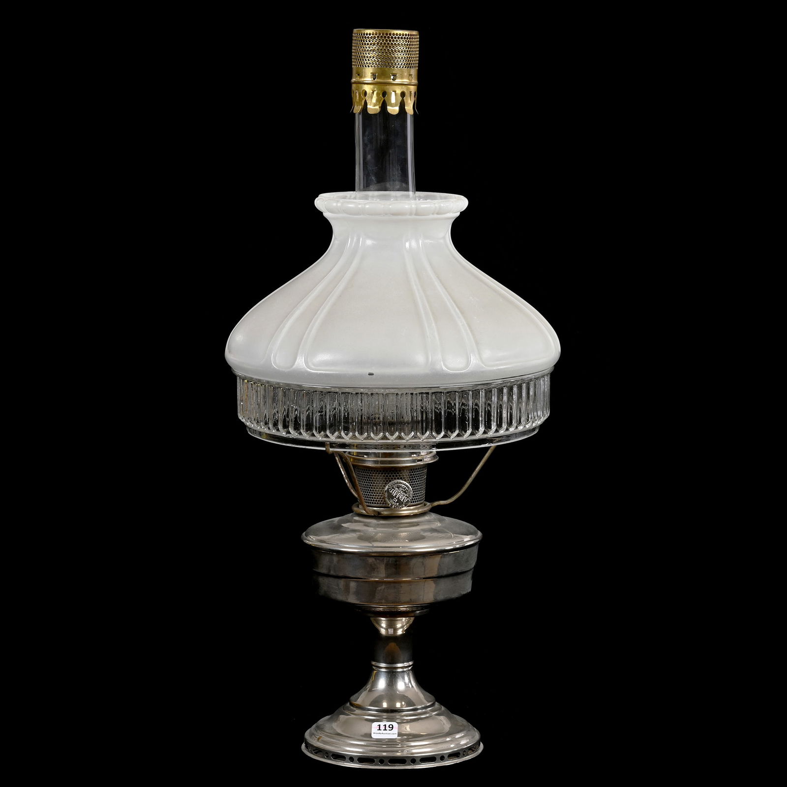 Aladdin Kerosene Lamp, Model 12 (1 of 3)