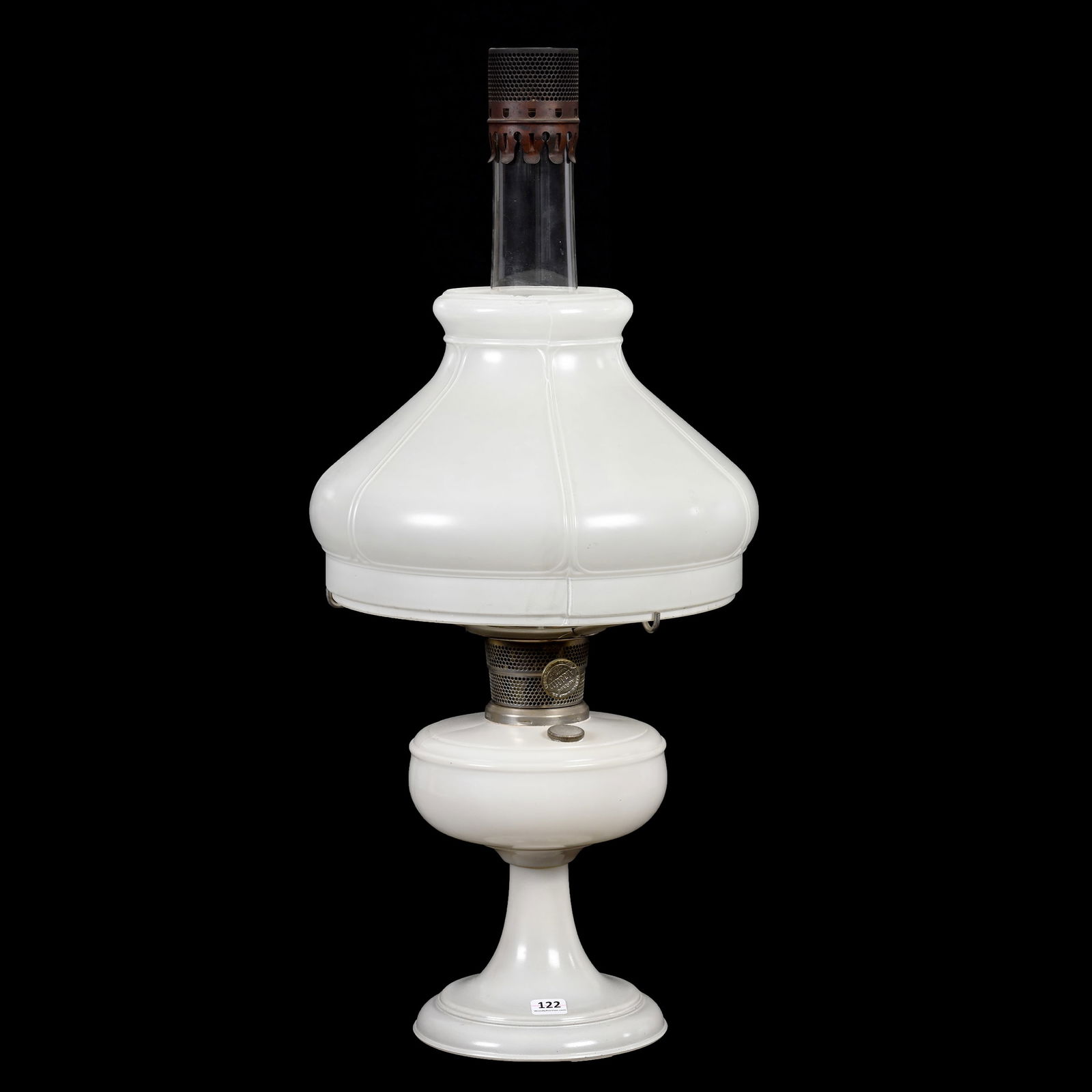 Aladdin Kerosene Lamp, Venetian White Moonstone Base (1 of 3)