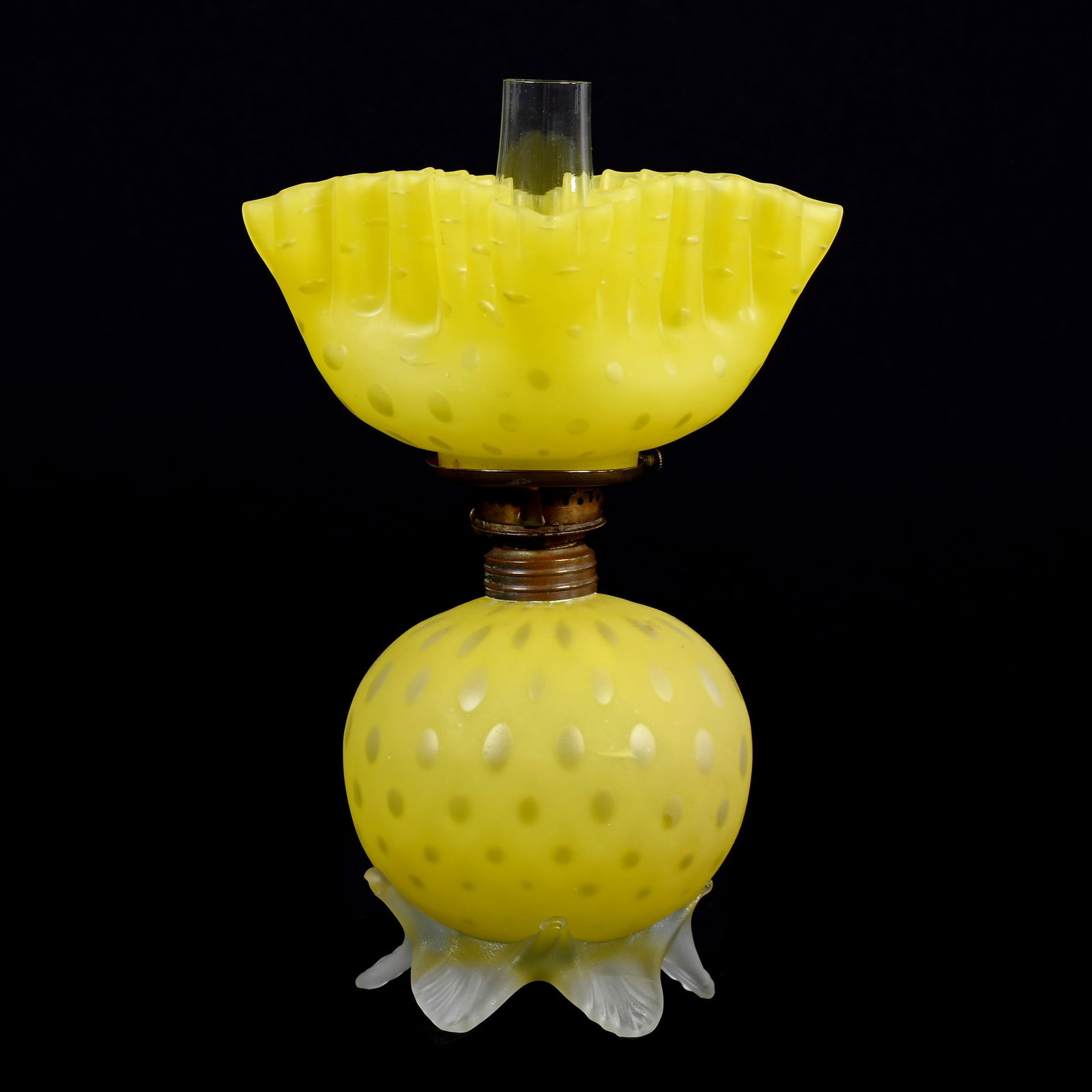 Miniature Kerosene Lamp (1 of 3)