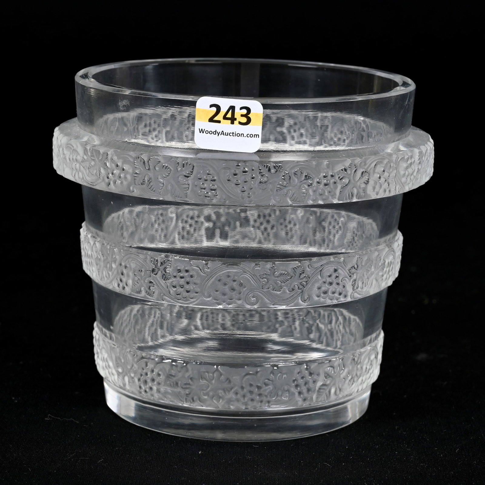 Wine Rinse/Vase Signed Lalique Cristal France: Wine Rinse/Vase Signed Lalique Cristal France, 5" x 5.5", Riquewihr Pattern, Circa 1938, Kansas Private Collection.