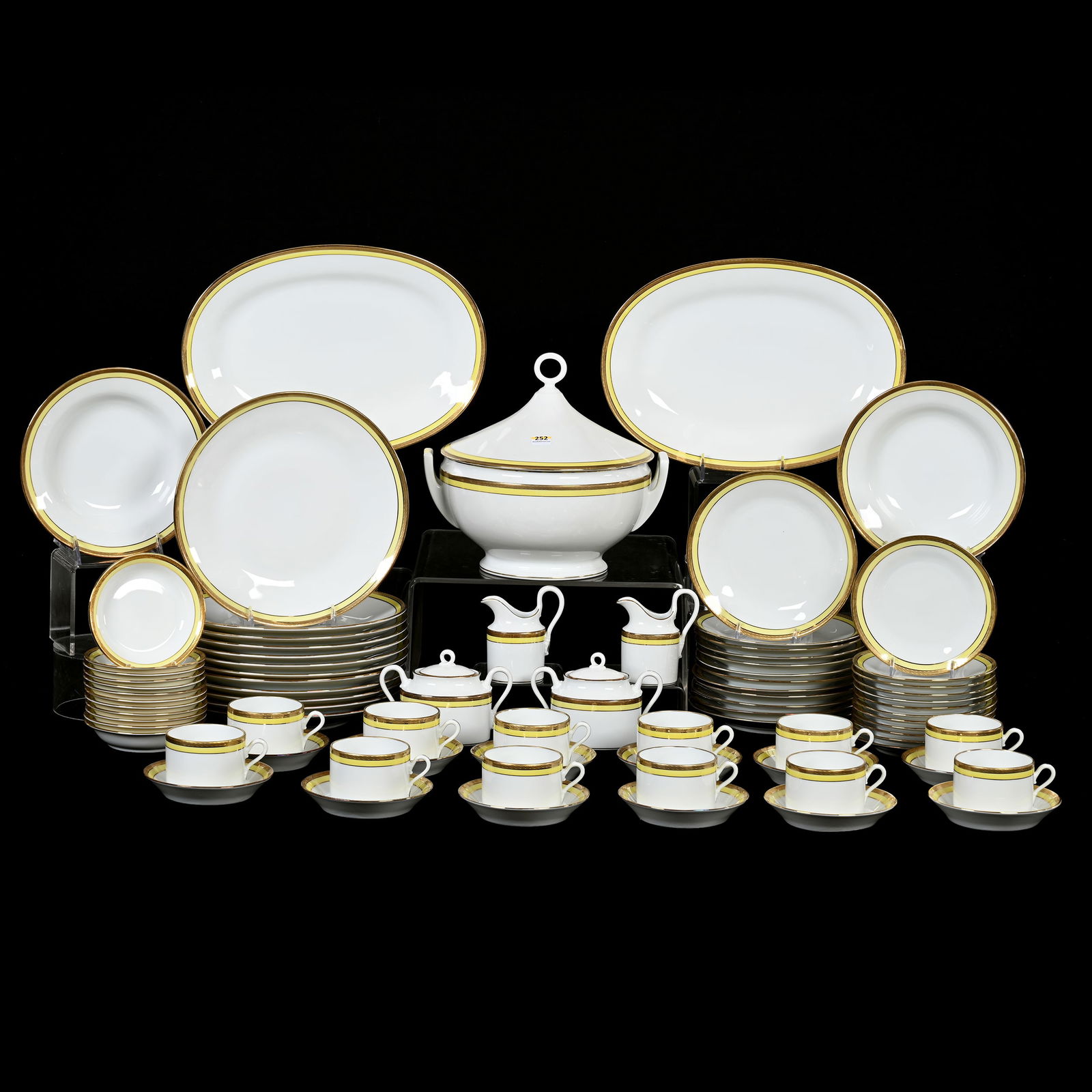 Dinnerware Set, Richard Ginori Palermo Yellow (1 of 7)