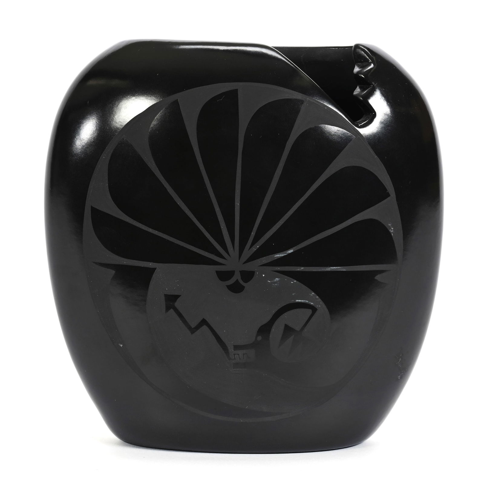 Vase, Indian Art Pottery Signed Adakai Navajo (1 of 3)