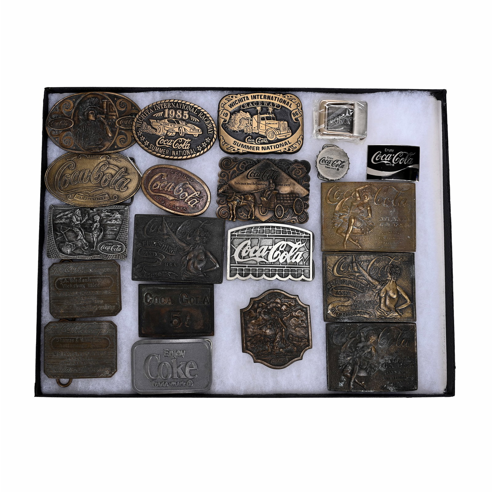 Coca Cola Tray Of Belt Buckles, (20): Coca Cola Tray Of Belt Buckles, (20), 12.25" x 16.25" tray, (4) Fantasy Creation Buckles Meant To Deceive, Kansas Private Collection.