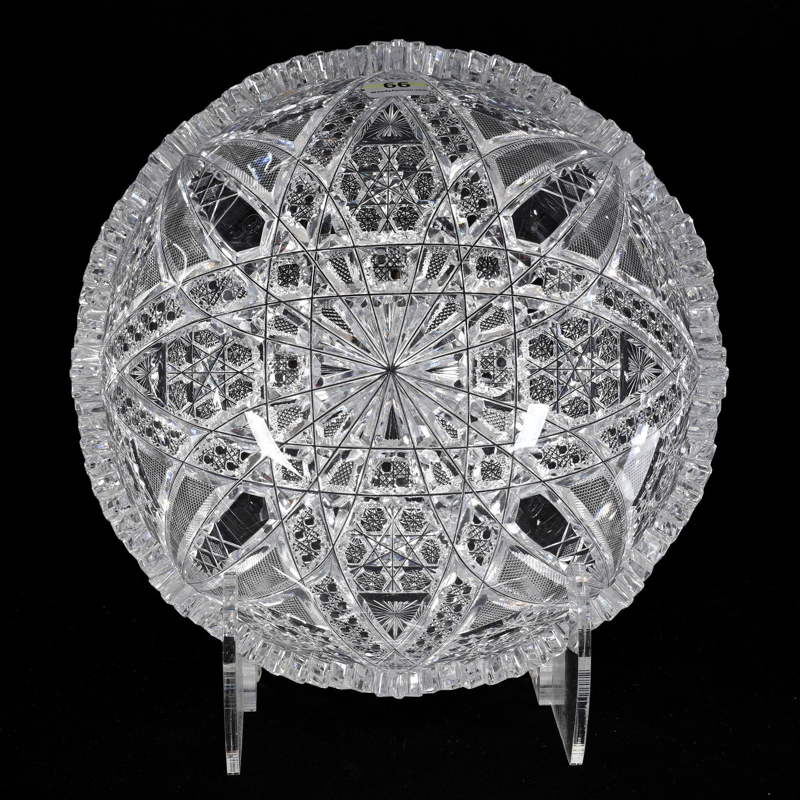 Bowl, ABCG, Eleanor Pattern By J. Hoare (1 of 3)