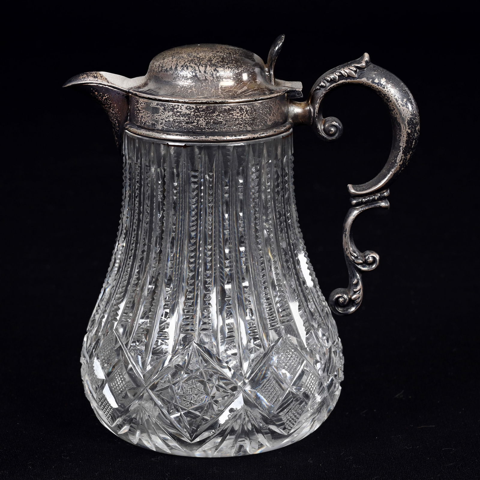 Syrup Pitcher, ABCG, Silver Top (1 of 4)