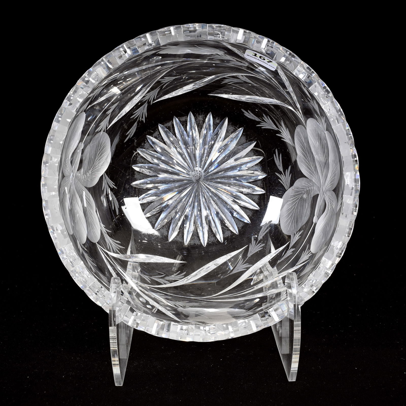 Bowl, ABCG, Signed Hawkes Gravic Glass (1 of 3)