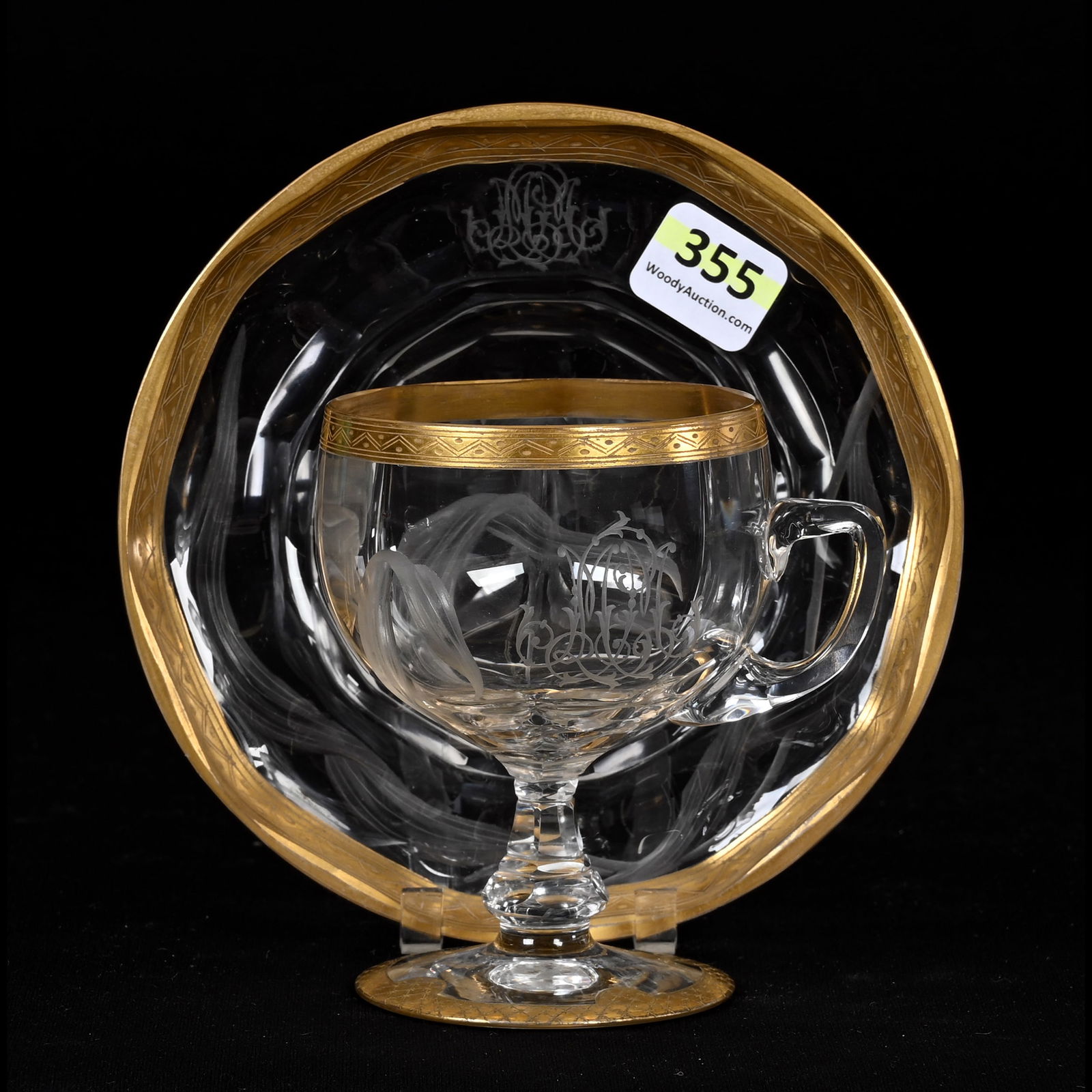 Pedestal Cup/Saucer, BPCG (1 of 4)