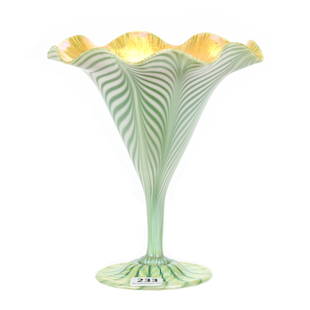 Trumpet Flower Form Vase Signed Quezal P185: Trumpet Flower Form Vase Signed Quezal P185, 6.75" x 6", Art Glass, Green Pulled Feather Design, Gold Interior, Fantastic Quality, Janice Gill Collection, OH