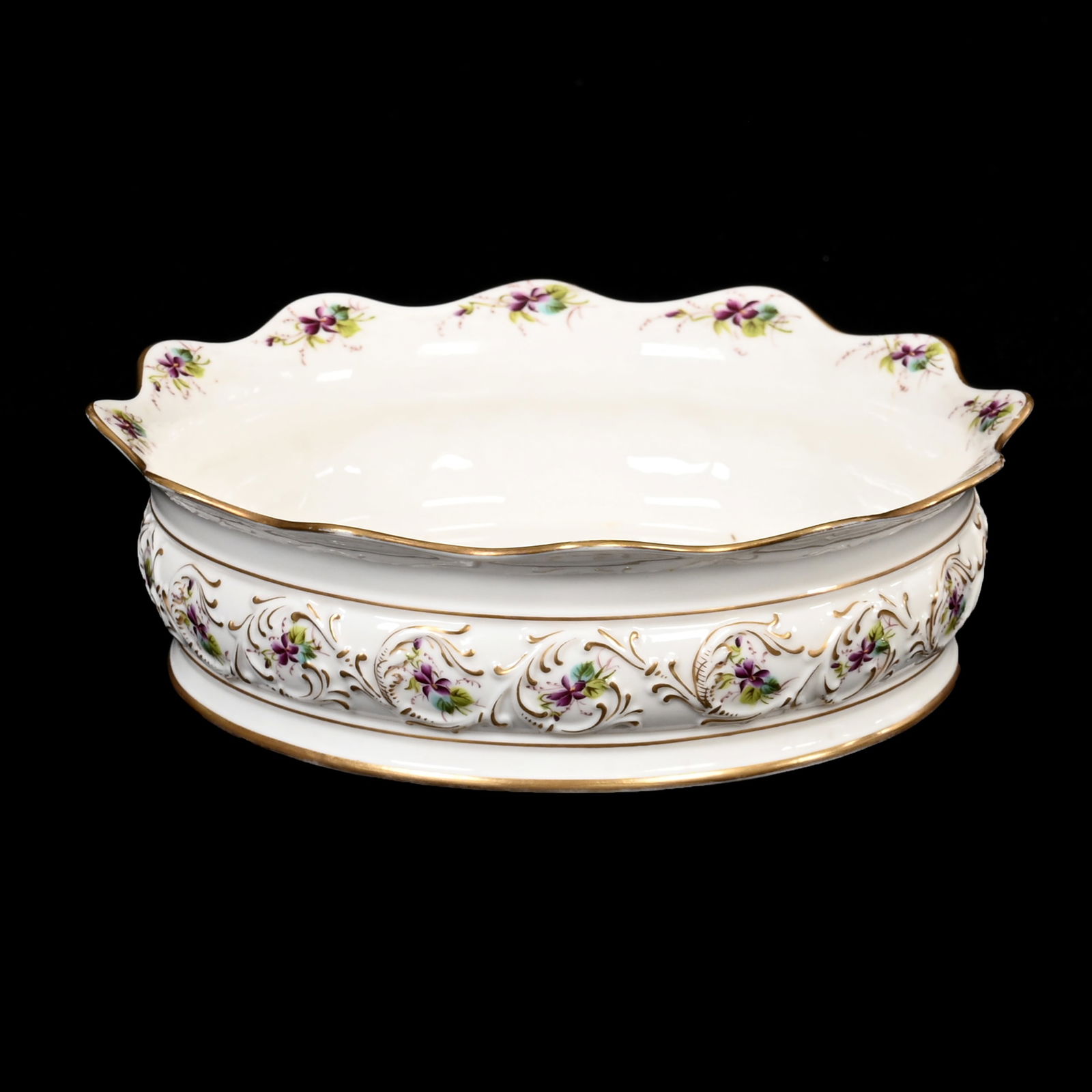 Fern Pot, CAC Belleek (1 of 3)