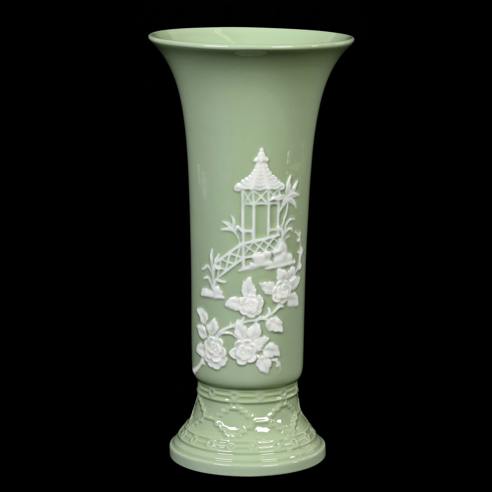 Vase, Lenox Green Wreath Mark (1 of 3)