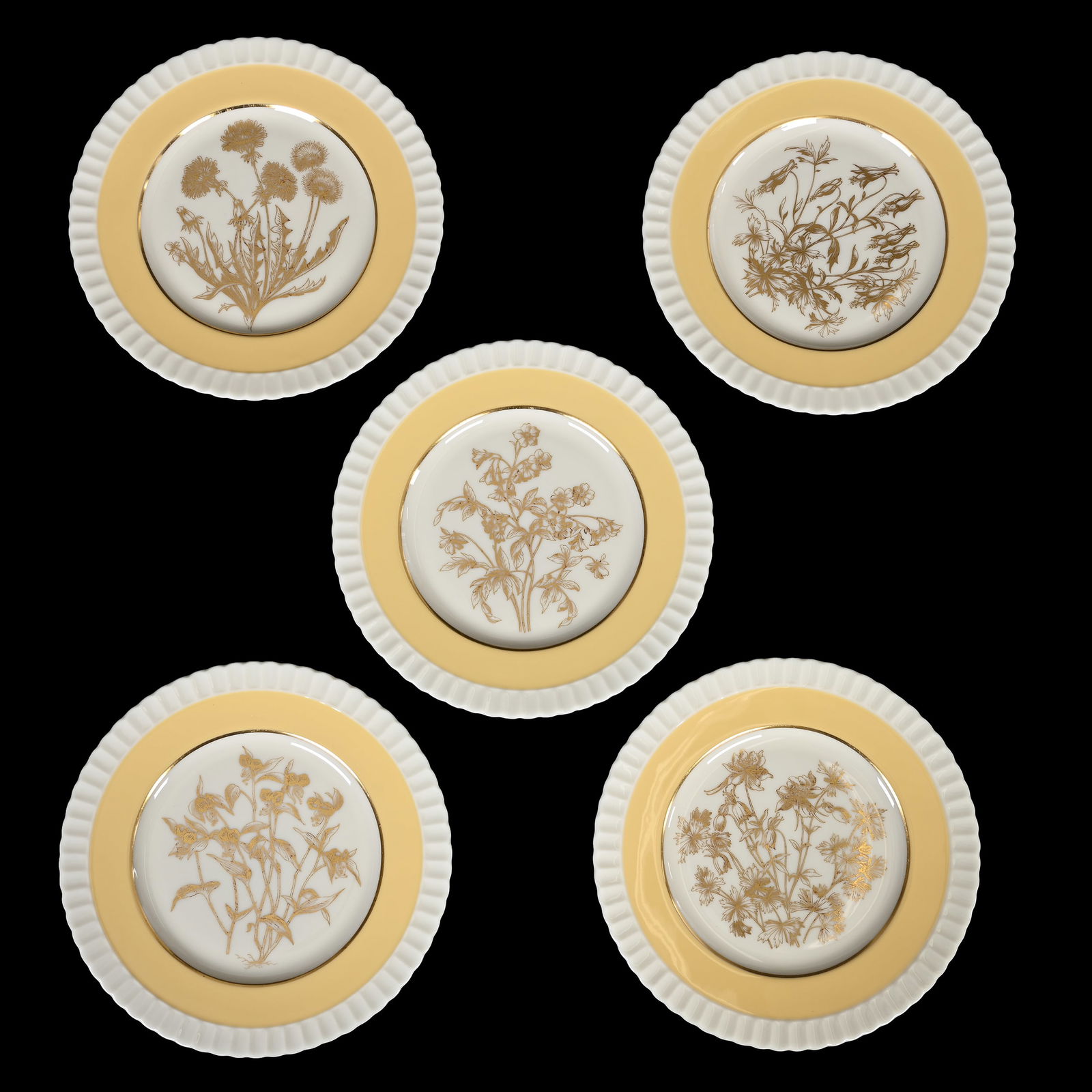 (5) Plates, Lenox Green Wreath Mark (1 of 2)