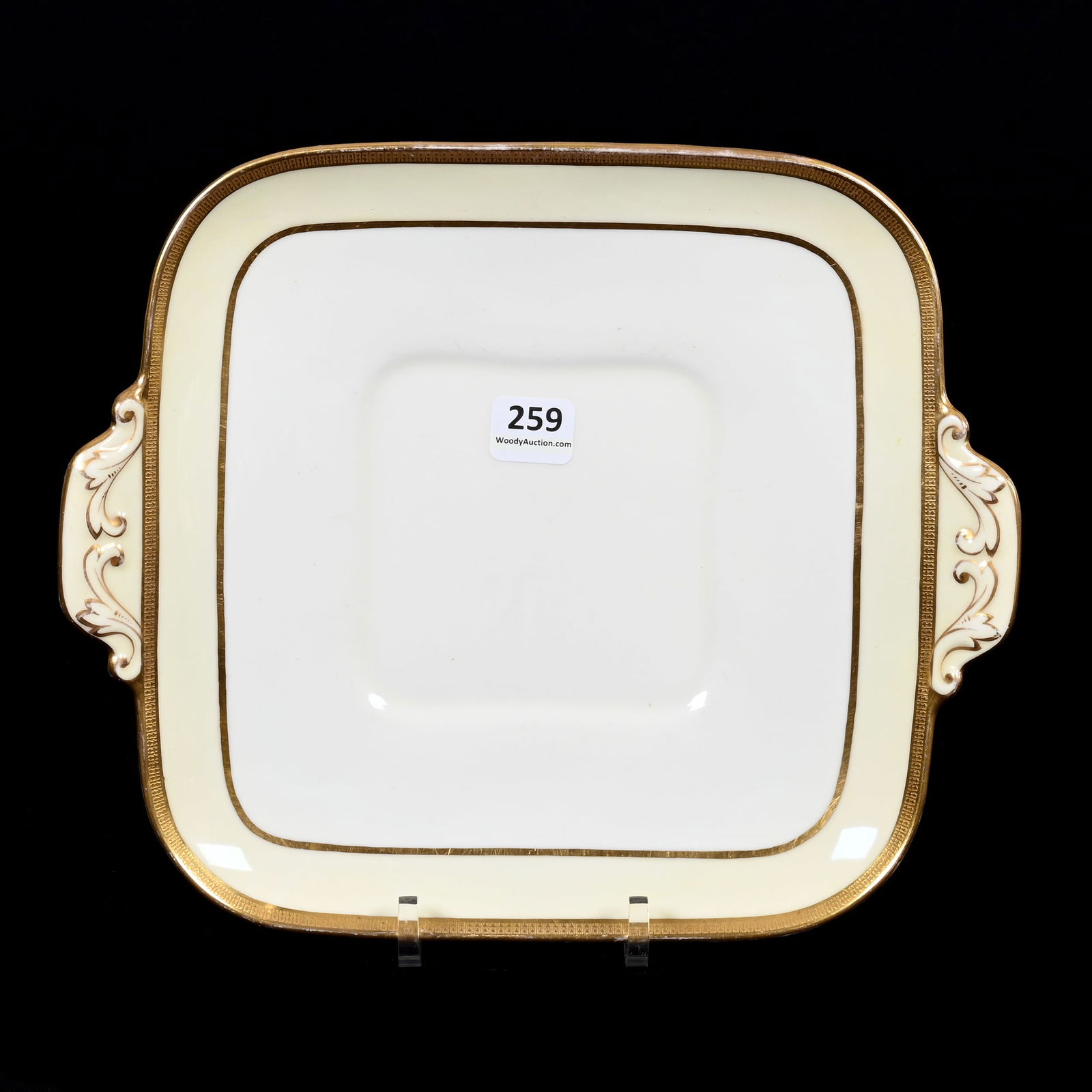 Cake Plate, Lenox Green Wreath Mark (1 of 2)