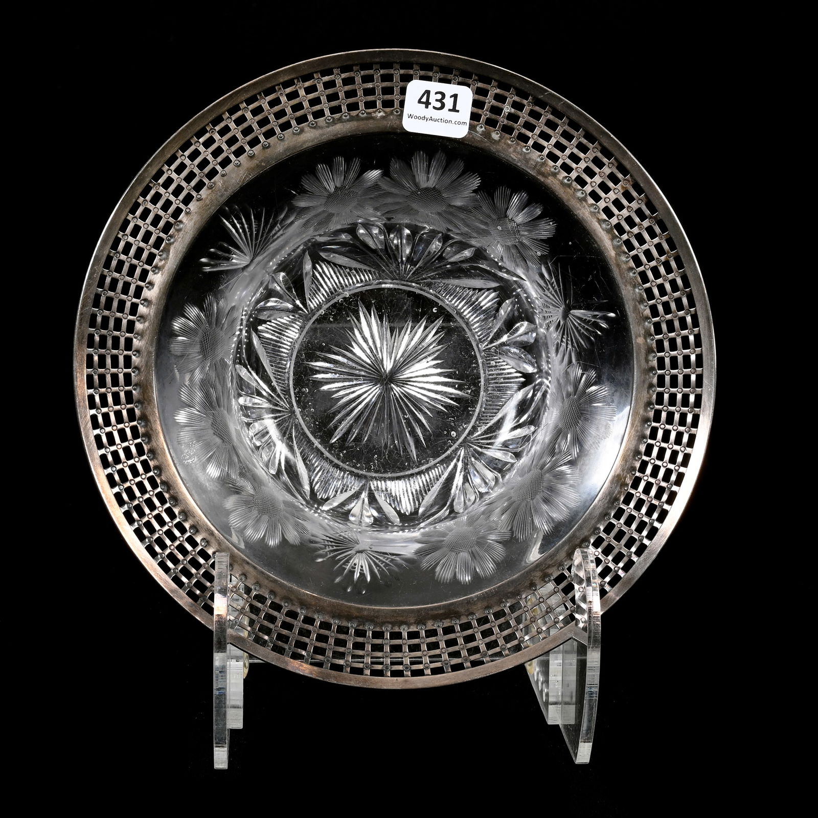 Bowl, American Brilliant Cut Glass, Butterfly & Daisy Pattern (1 of 4)
