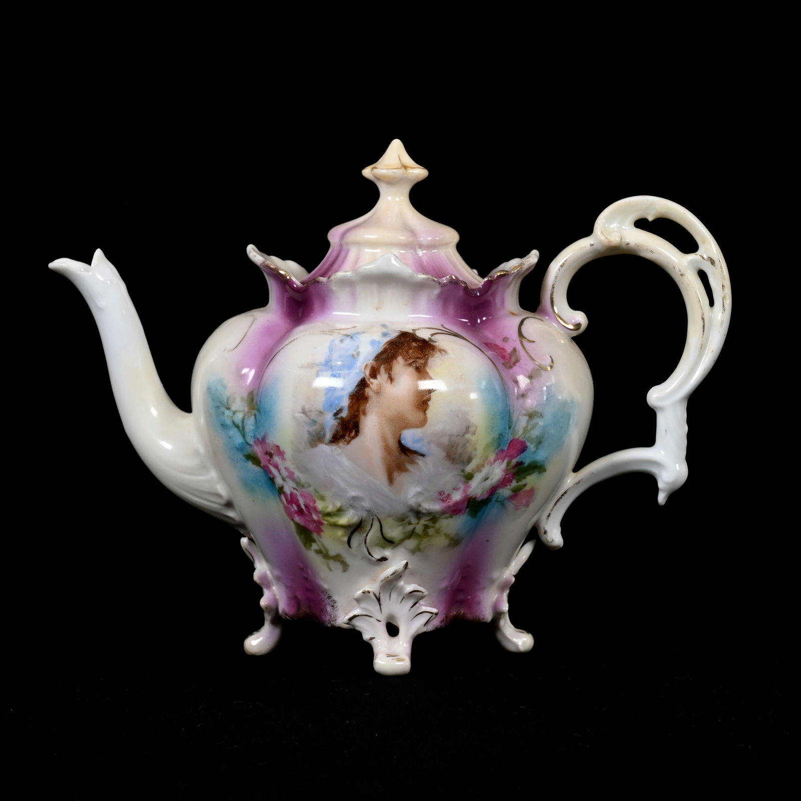 Footed Teapot, Unmarked R.S. Prussia (1 of 5)
