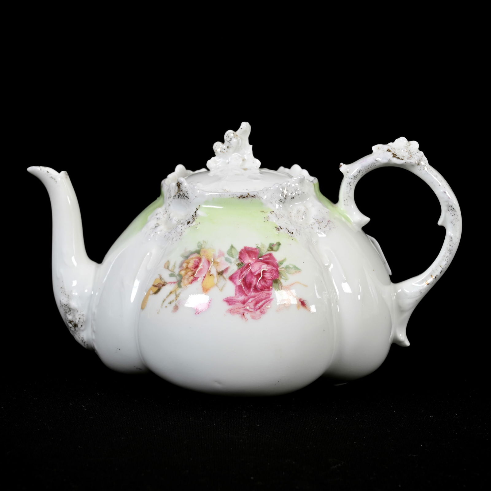 Tea Pot, Unmarked R.S. Prussia (1 of 3)