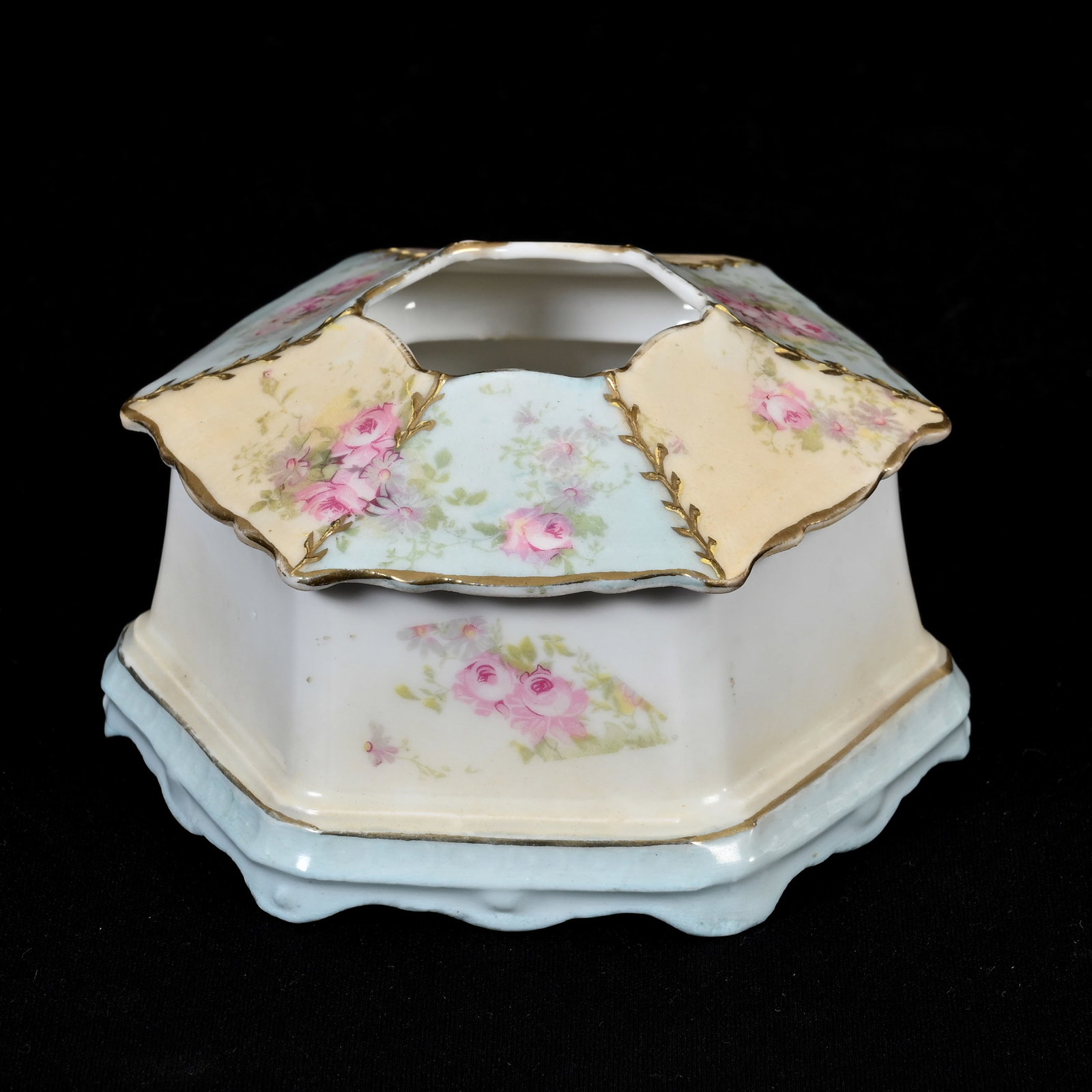 Hair Receiver Marked R.S. Prussia: Hair Receiver Marked R.S. Prussia, 2.5" x 4", Blue, Cream And White Tones, Pink Rose Decor, Six-Sided, Interior Rim Chip On Base, Lee & Carol Marple Collection.
