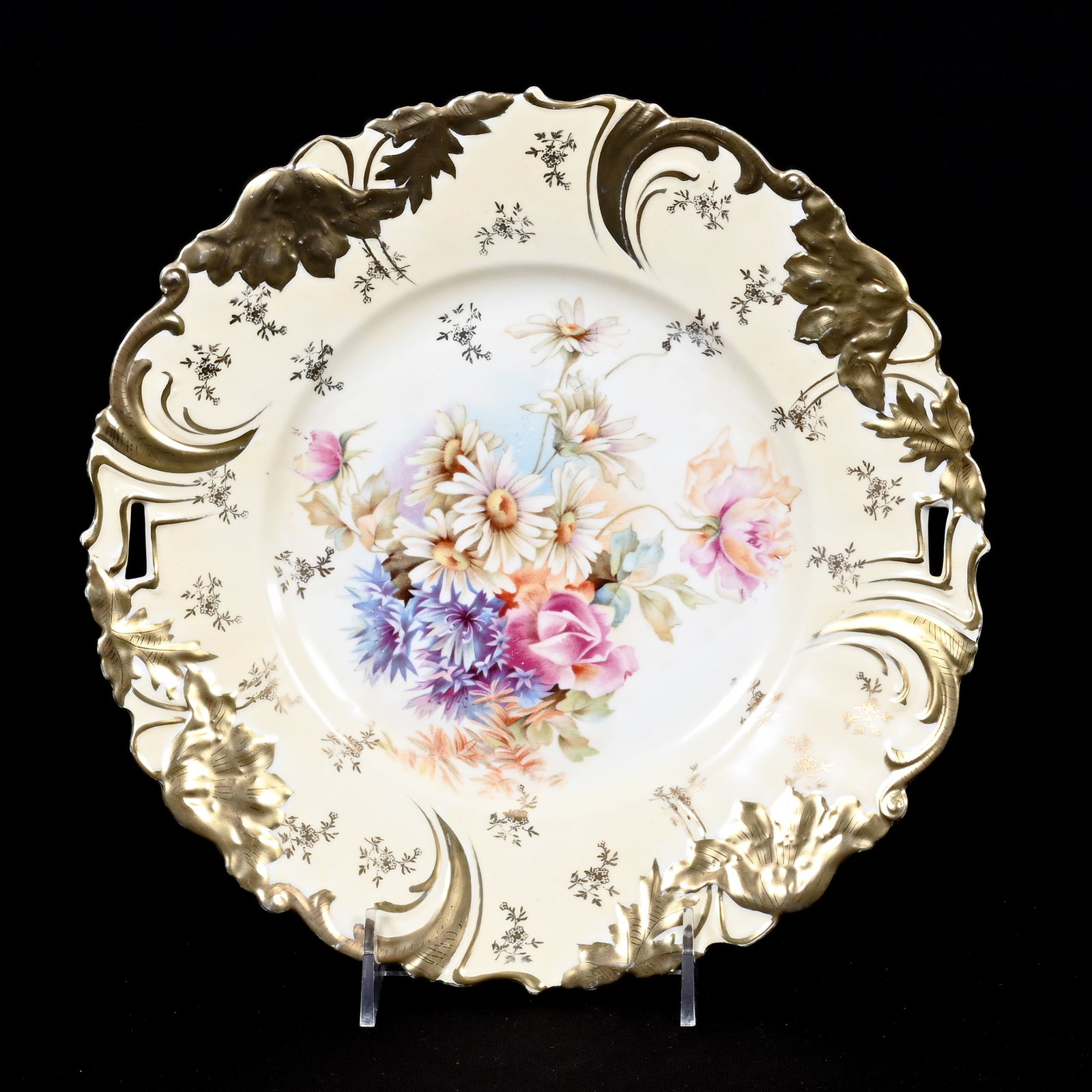 Cake Plate, Unmarked R.S. Prussia: Cake Plate, Unmarked R.S. Prussia, 10.5", Poppy Variation Mold, Cream And White Tones, Wild Floral Decor, Heavy Gold Highlights, Lee & Carol Marple Collection.