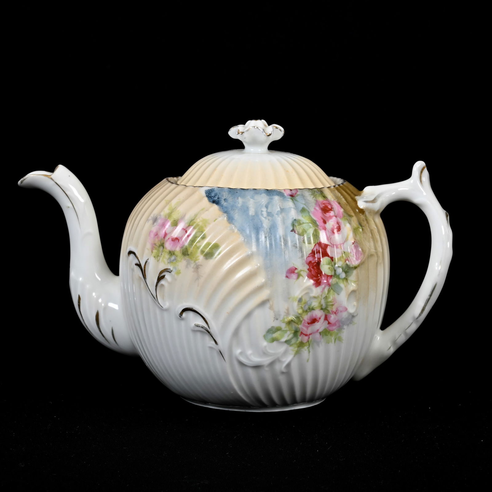 Tea Pot Marked R.S. Germany (1 of 3)