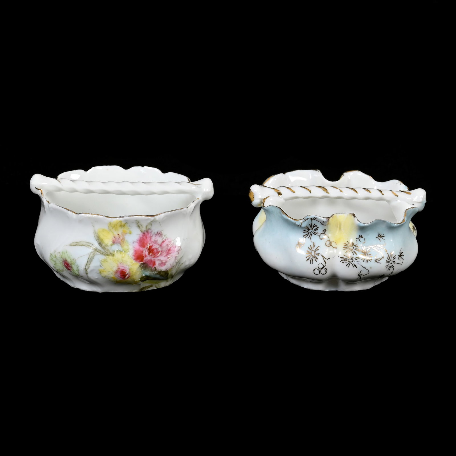(2) Ashtrays, Unmarked R.S. Prussia: (2) Ashtrays, Unmarked R.S. Prussia, 1.5" x 2.75" approximately, Same Mold, Different Colors And Patterns, Both Feature A Baton Shaped Cross Member, Lee & Carol Marple Collection.