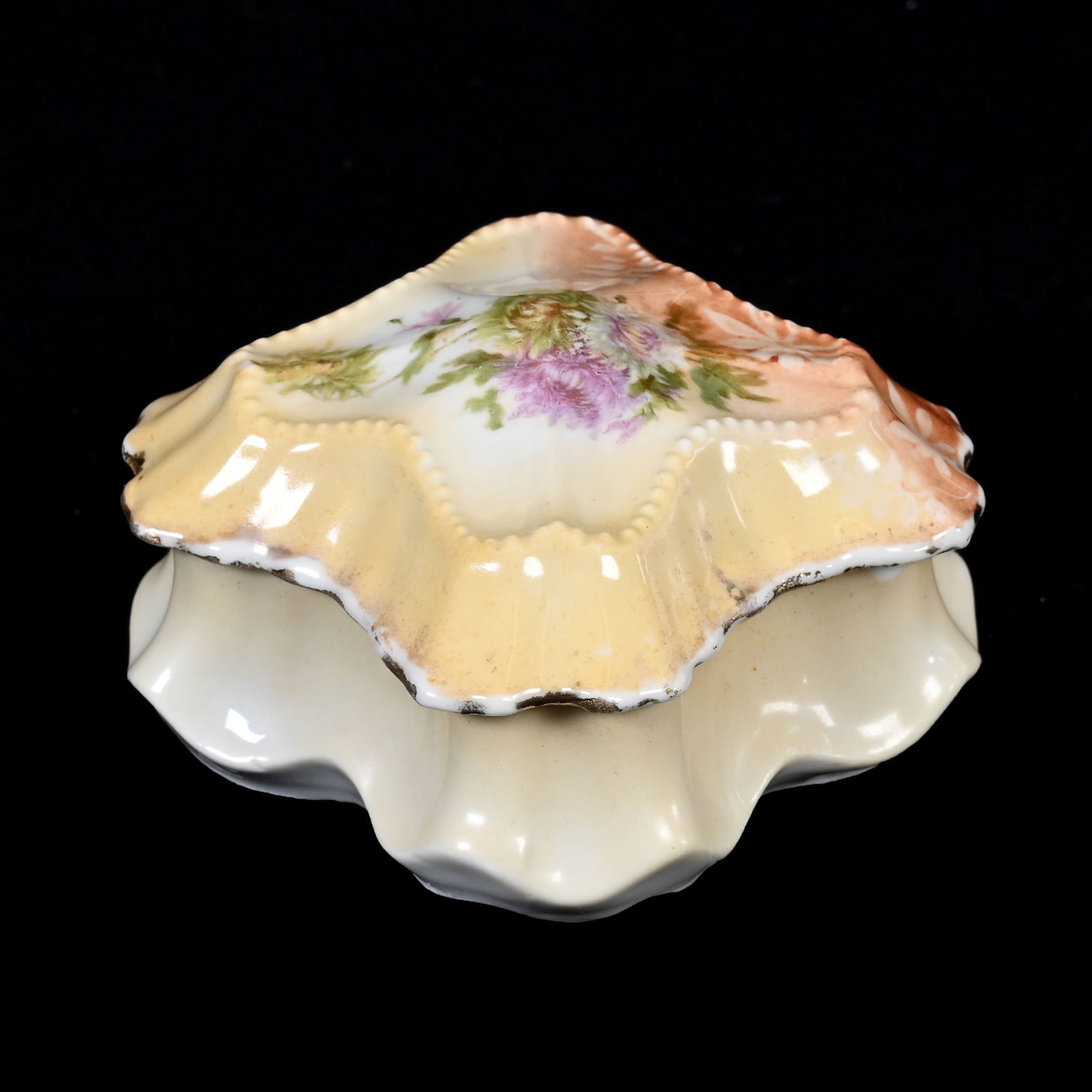 Square Covered Box, Unmarked R.S. Prussia (1 of 4)